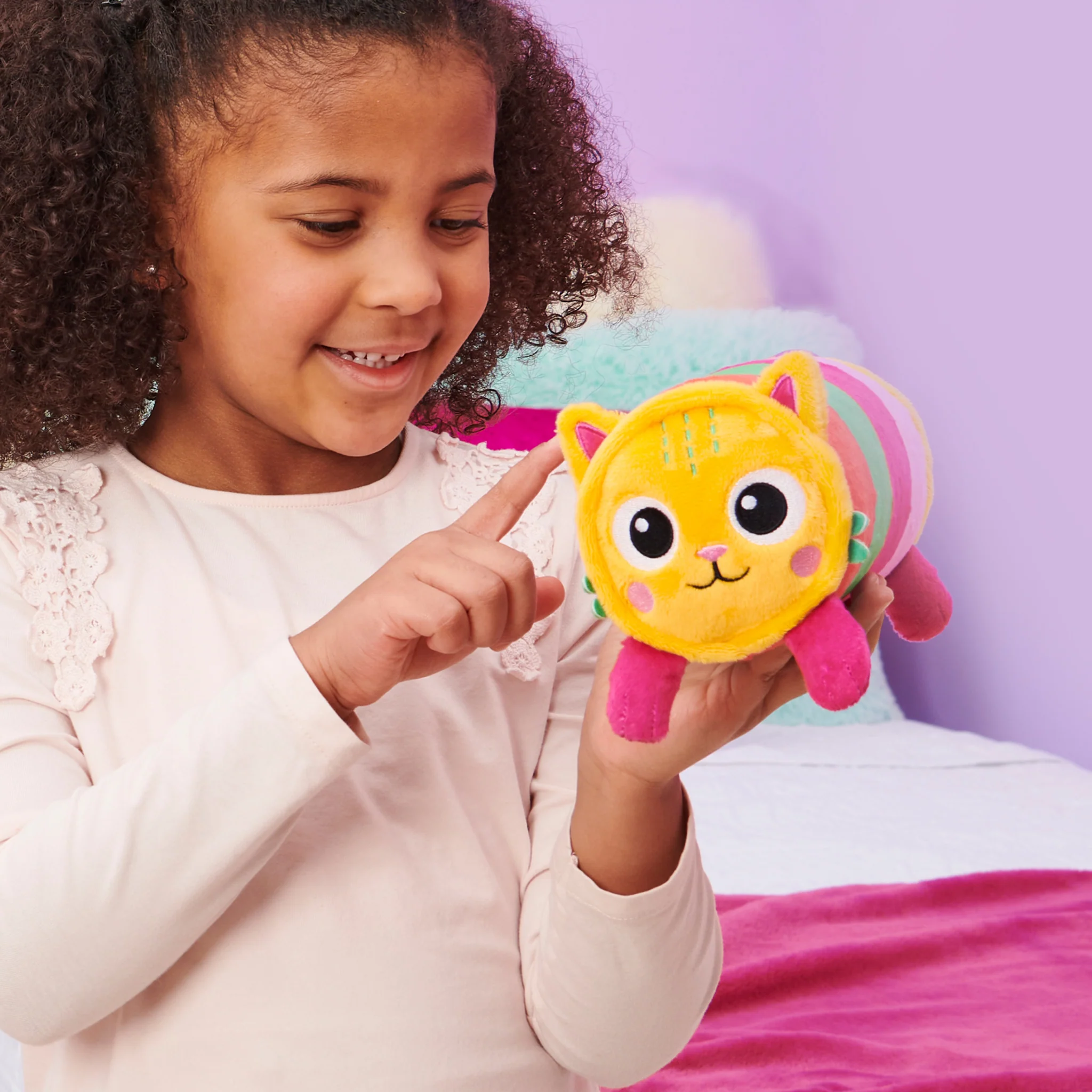 Gabby's Dollhouse - Purr-ific Plush Pillow Cat - Image 6