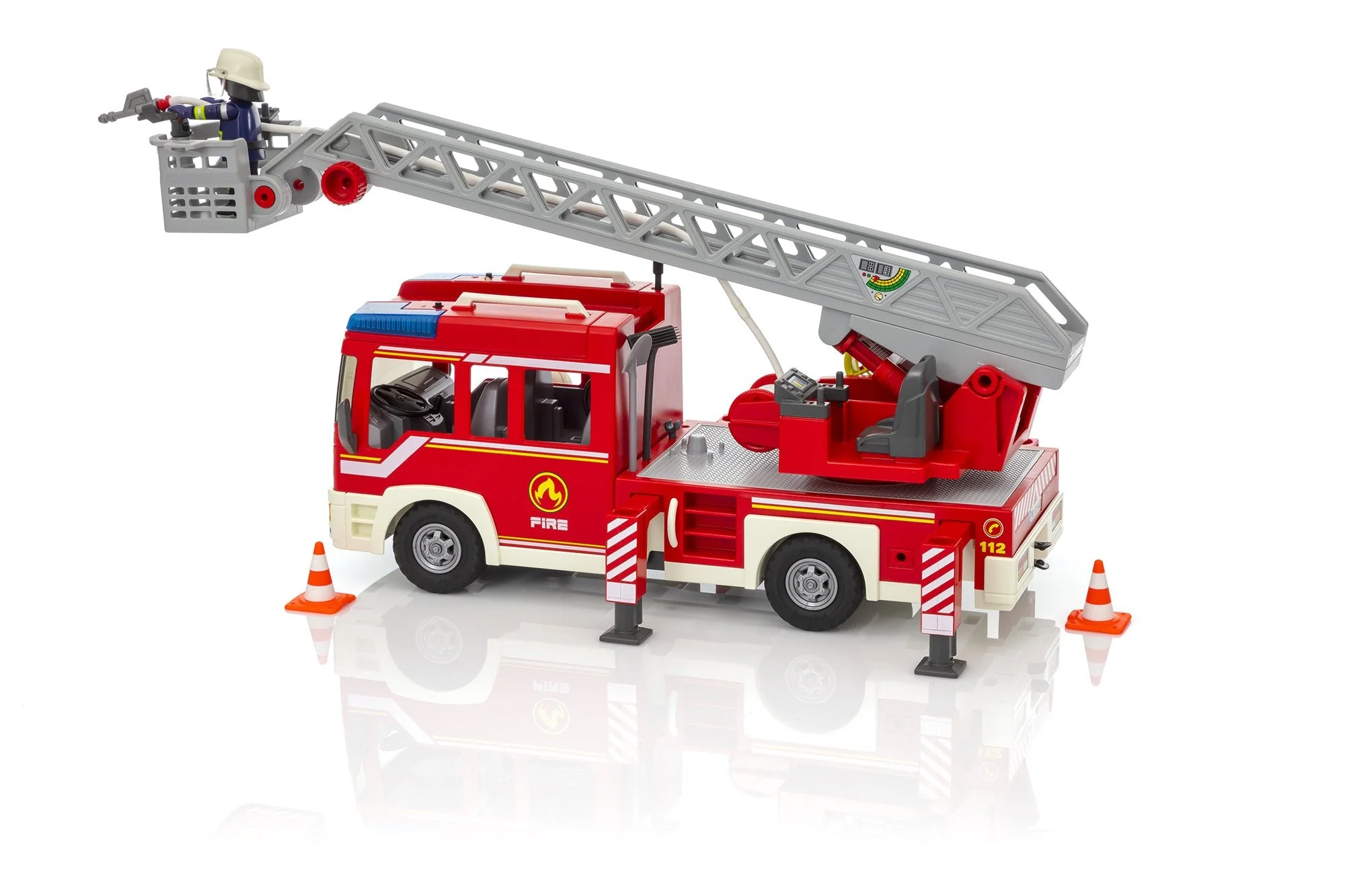 Playmobil City Action Fire Ladder Unit - Image 39