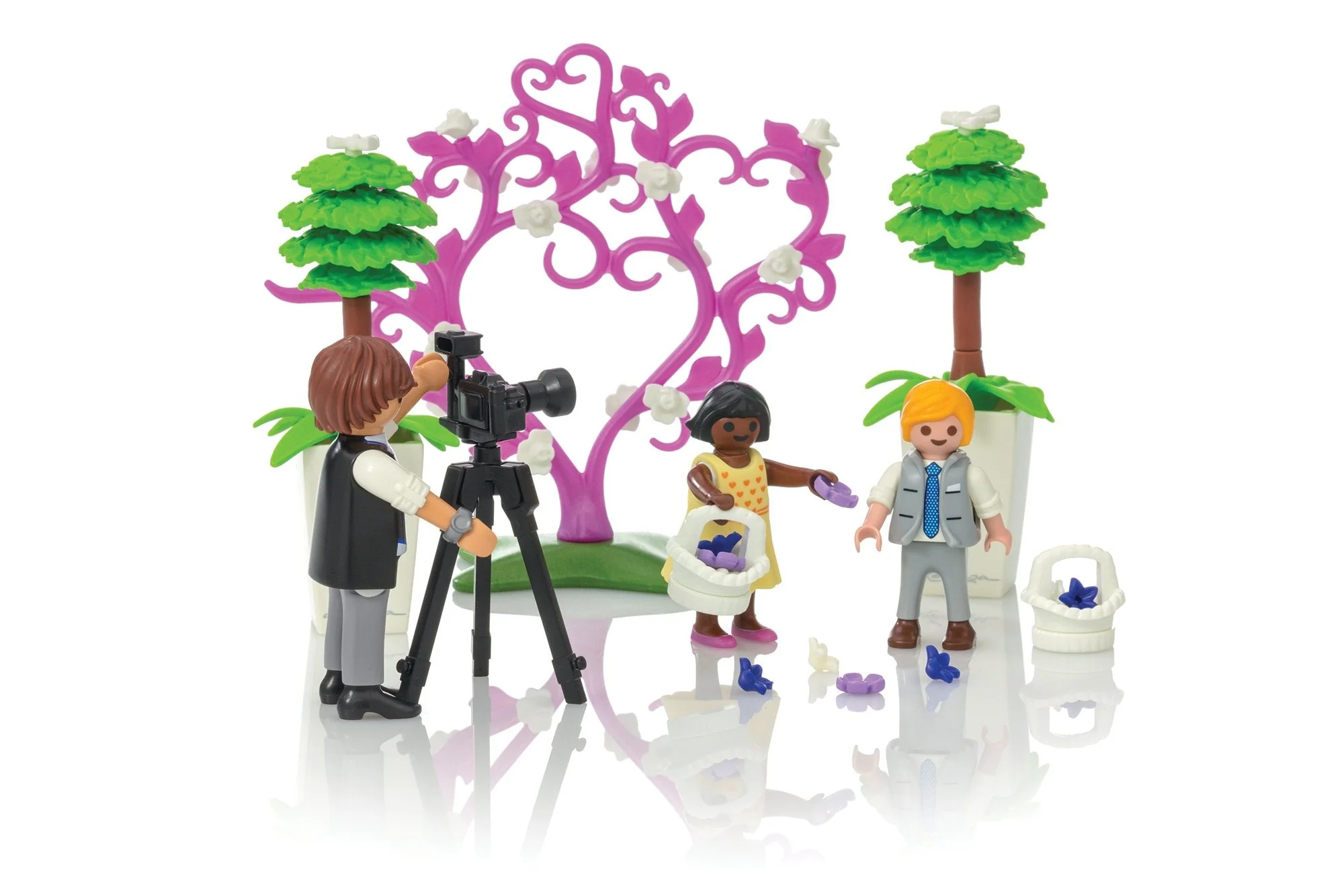 Playmobil City Life Flower Kid And Photographer - Image 42