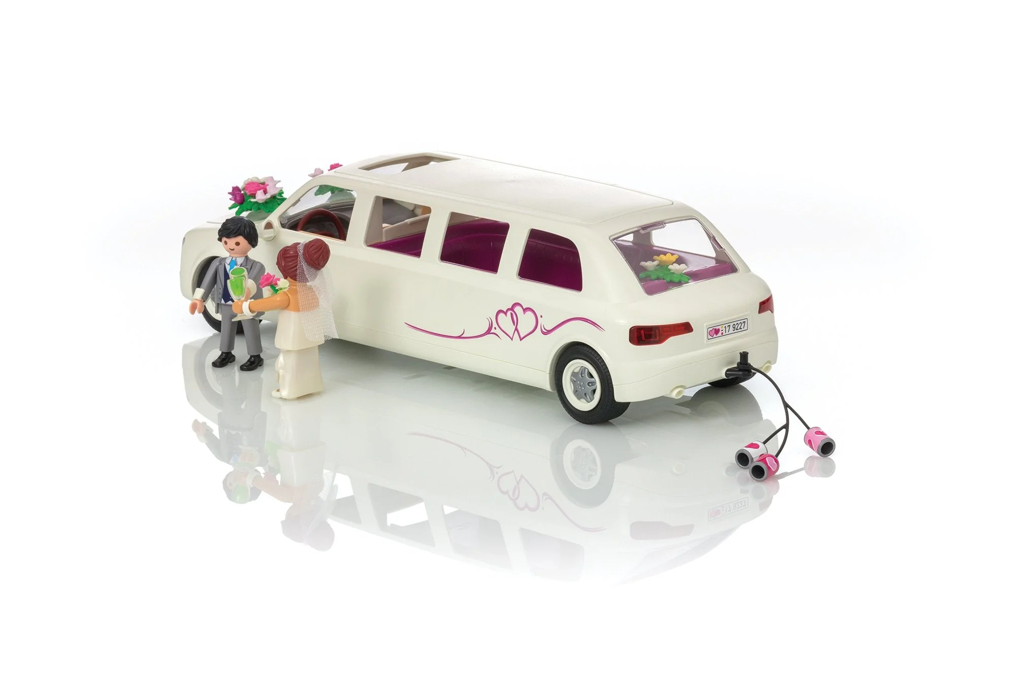 Playmobil City Life Wedding Limo - Image 22