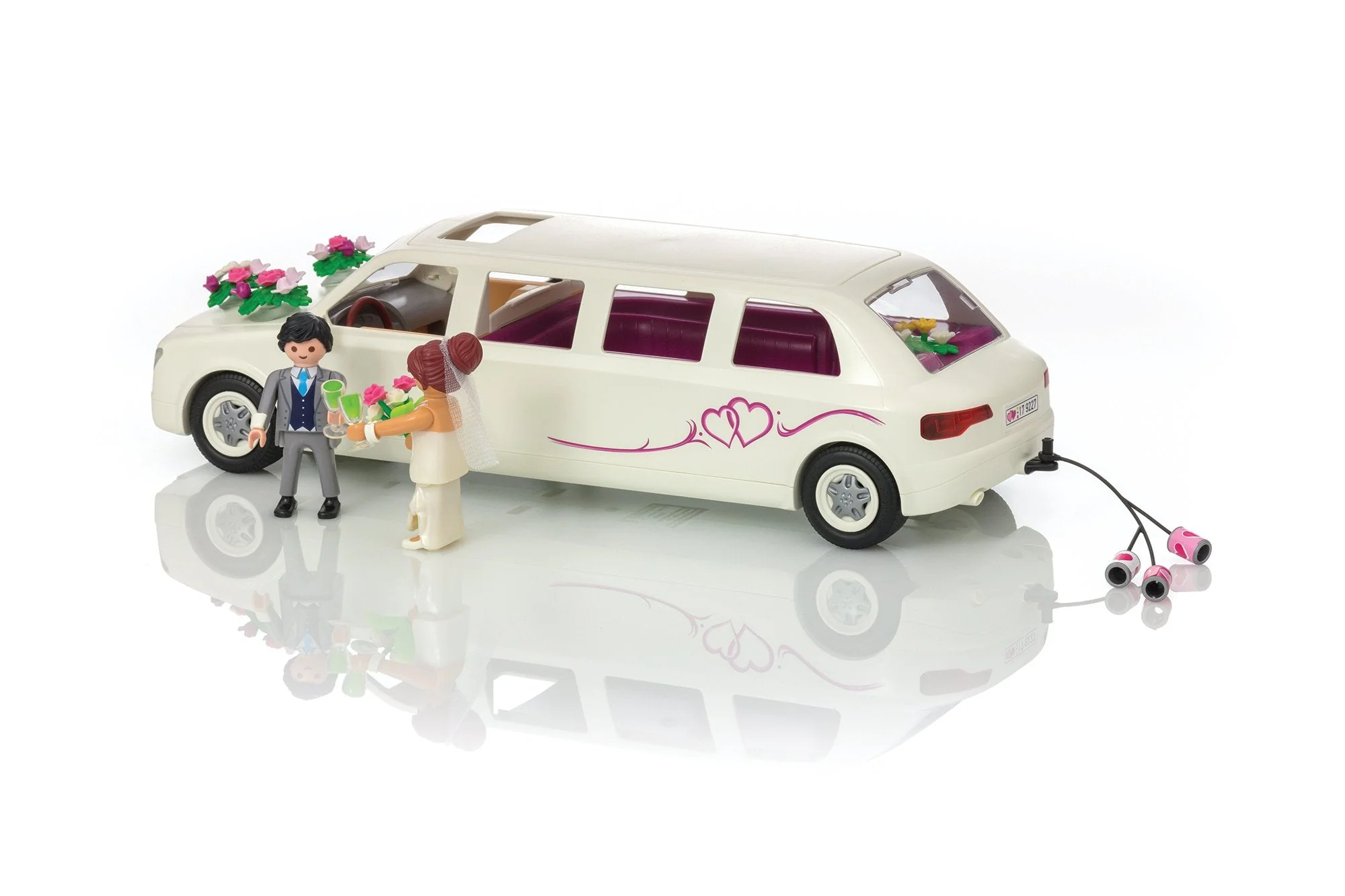 Playmobil City Life Wedding Limo - Image 23