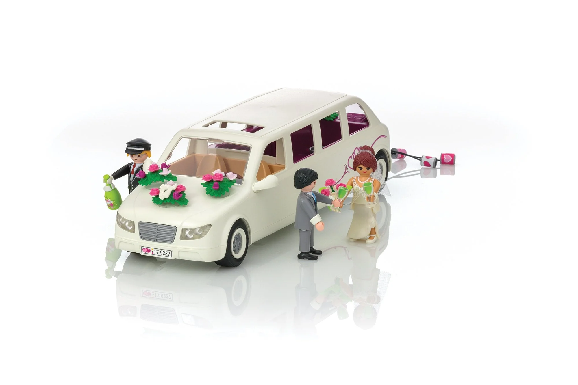 Playmobil City Life Wedding Limo - Image 45
