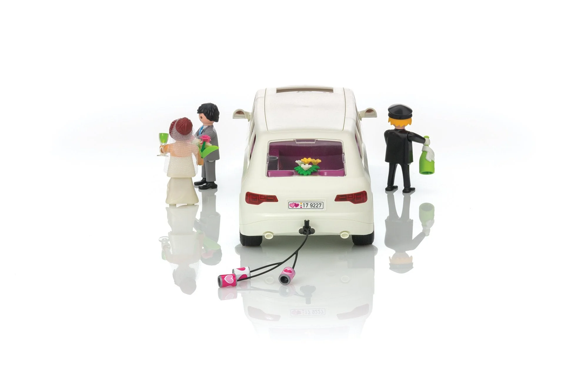 Playmobil City Life Wedding Limo - Image 9