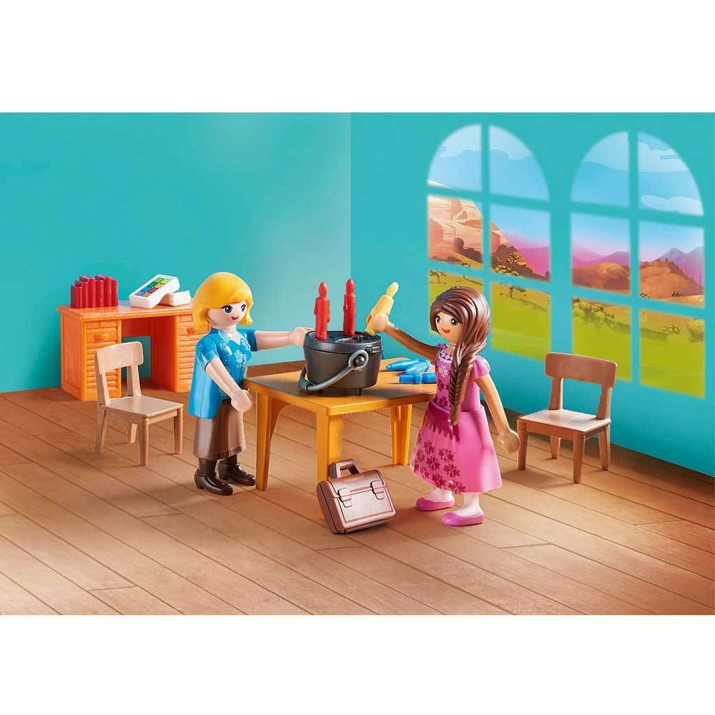 Playmobil DreamWorks Spirit Riding Free Miss Flores Classroom - Image 4
