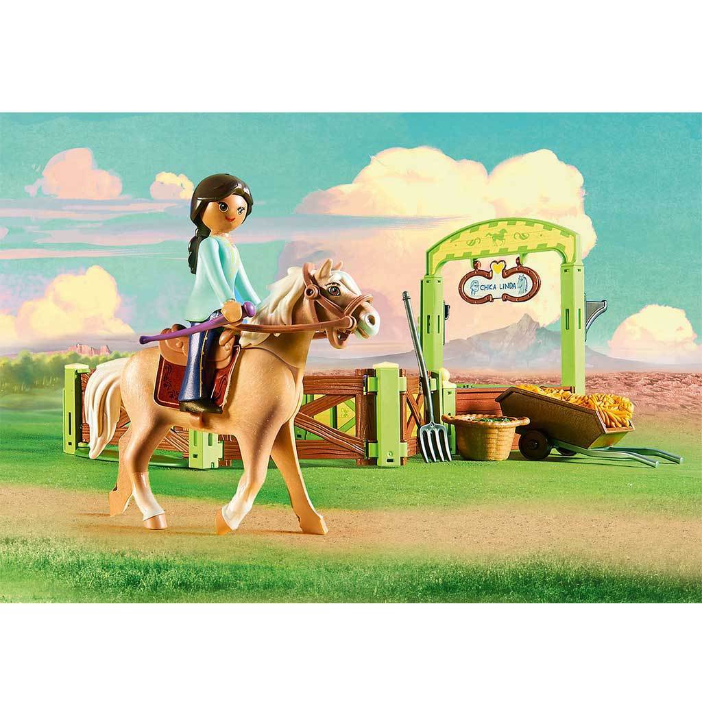 Playmobil DreamWorks Spirit Riding Free Pru & Chica Linda with Horse Stall - Image 3