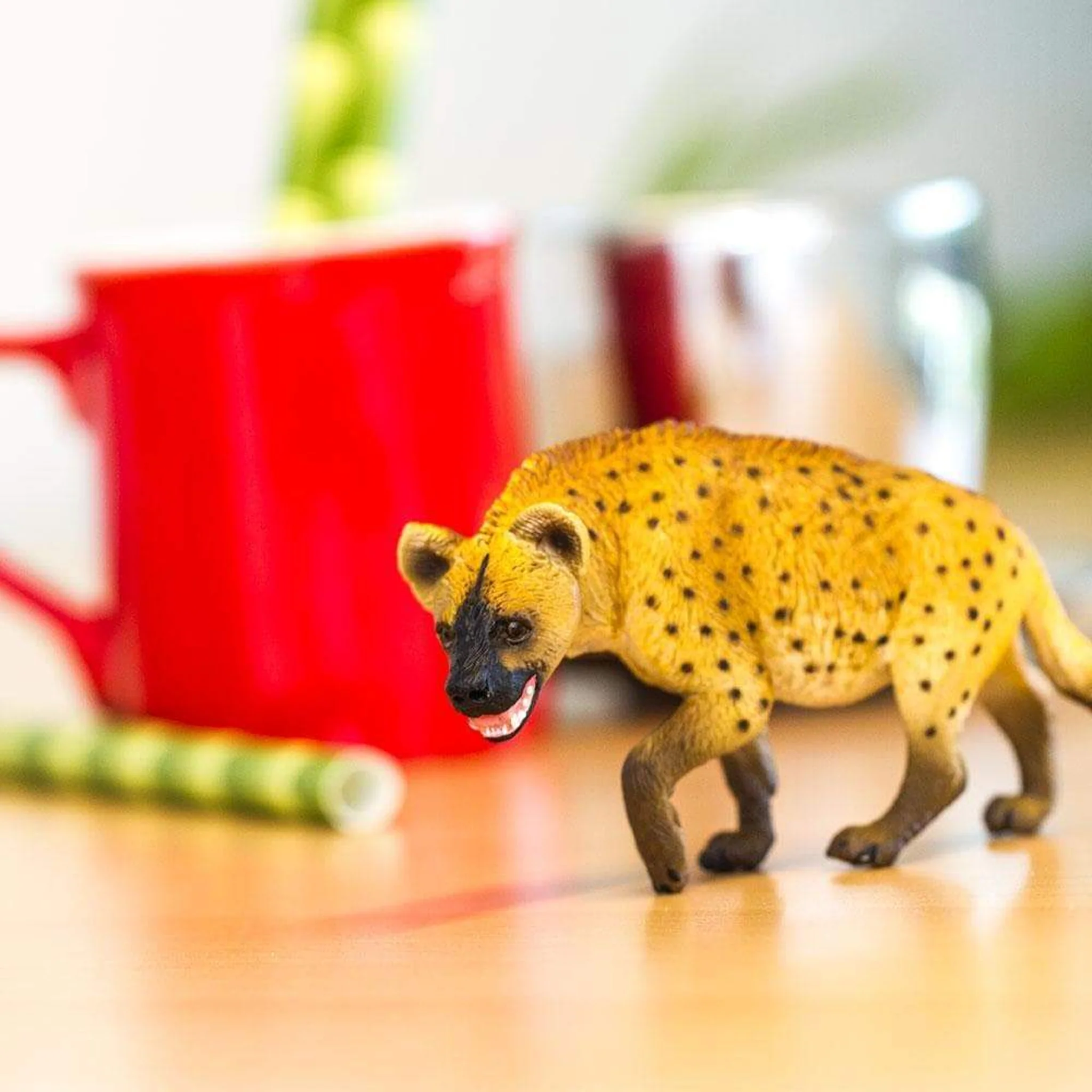Safari Ltd Hyena - Image 8