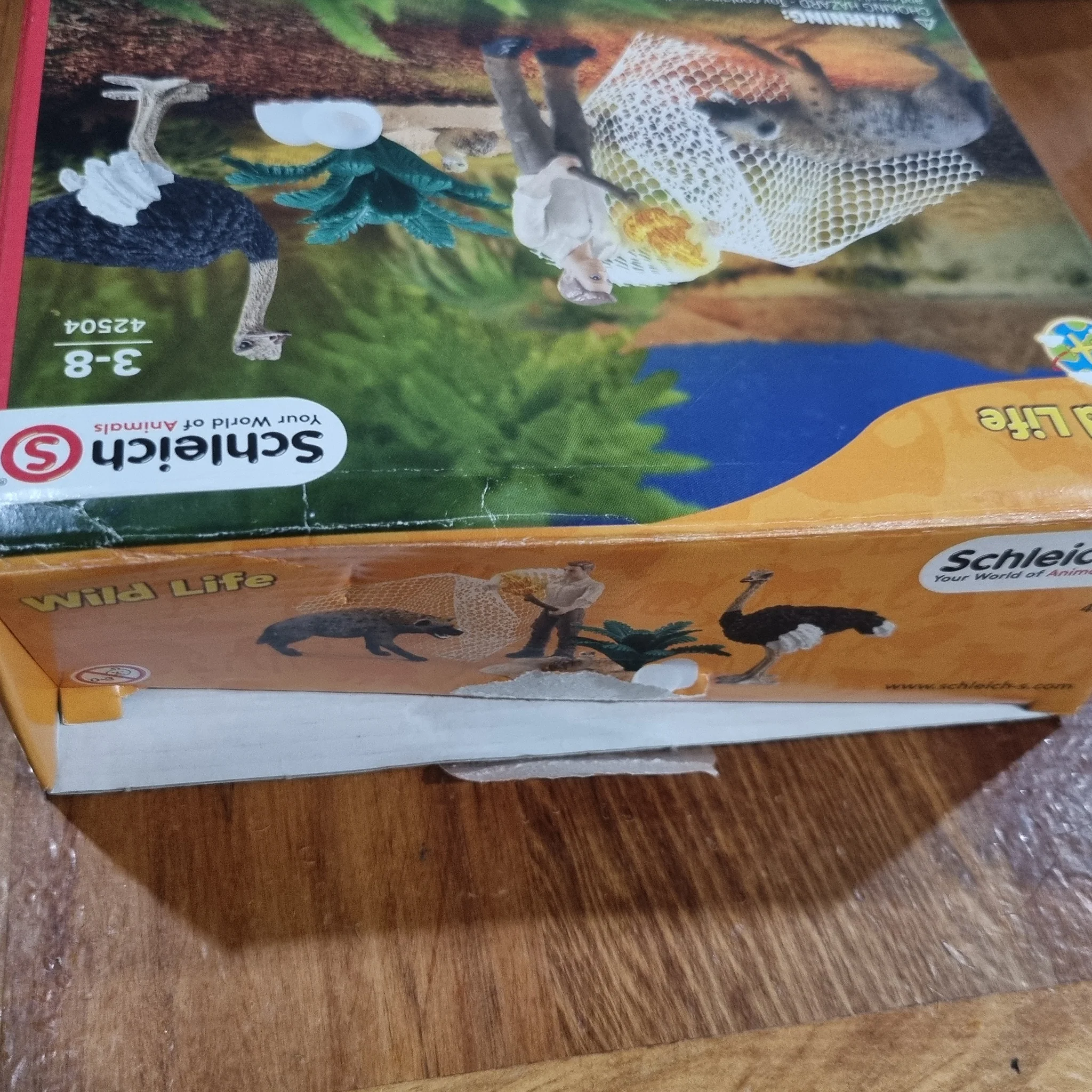 Schleich Attack Of The Hyena - Damaged Box - Image 2