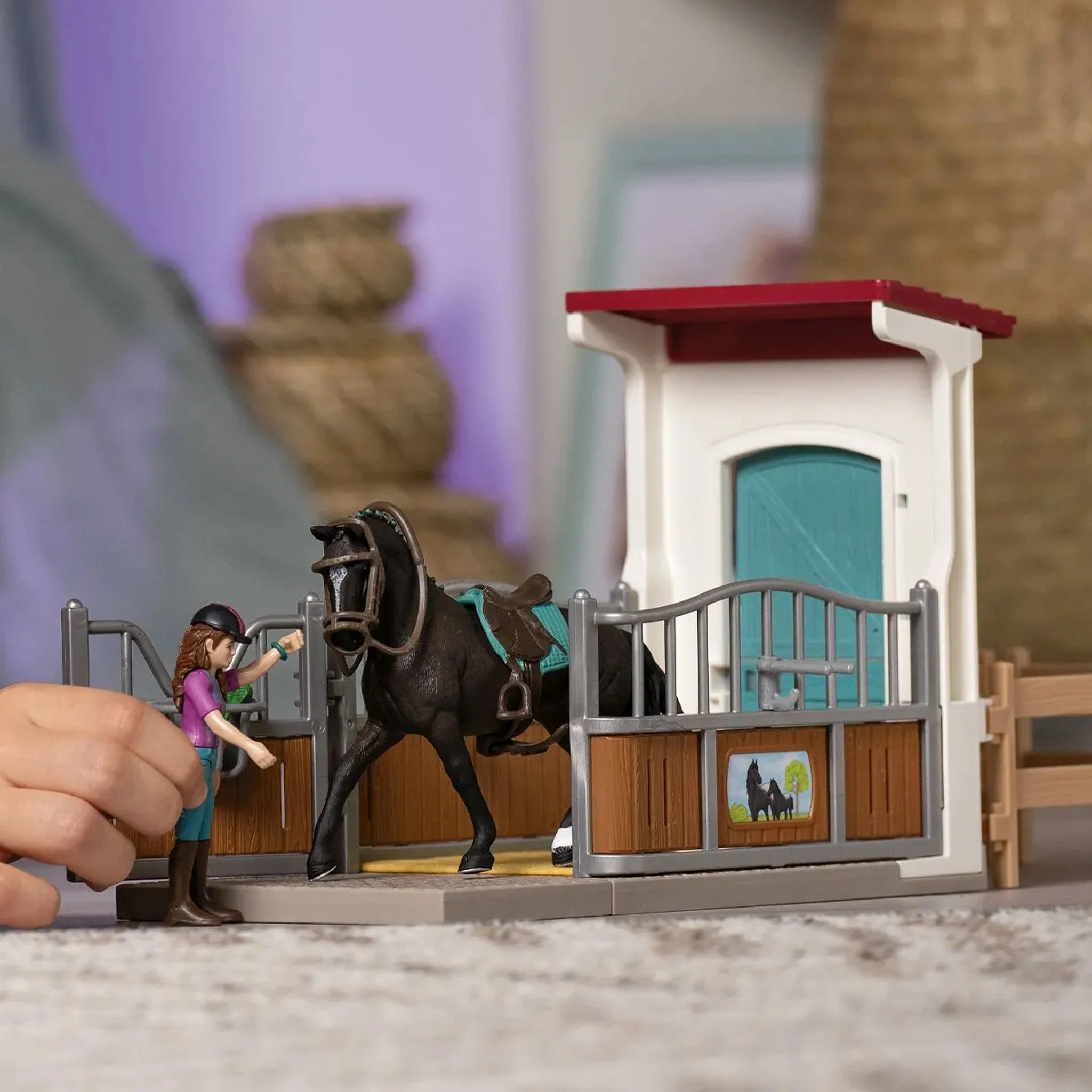 Schleich Horse Box with Lisa & Storm - Image 3
