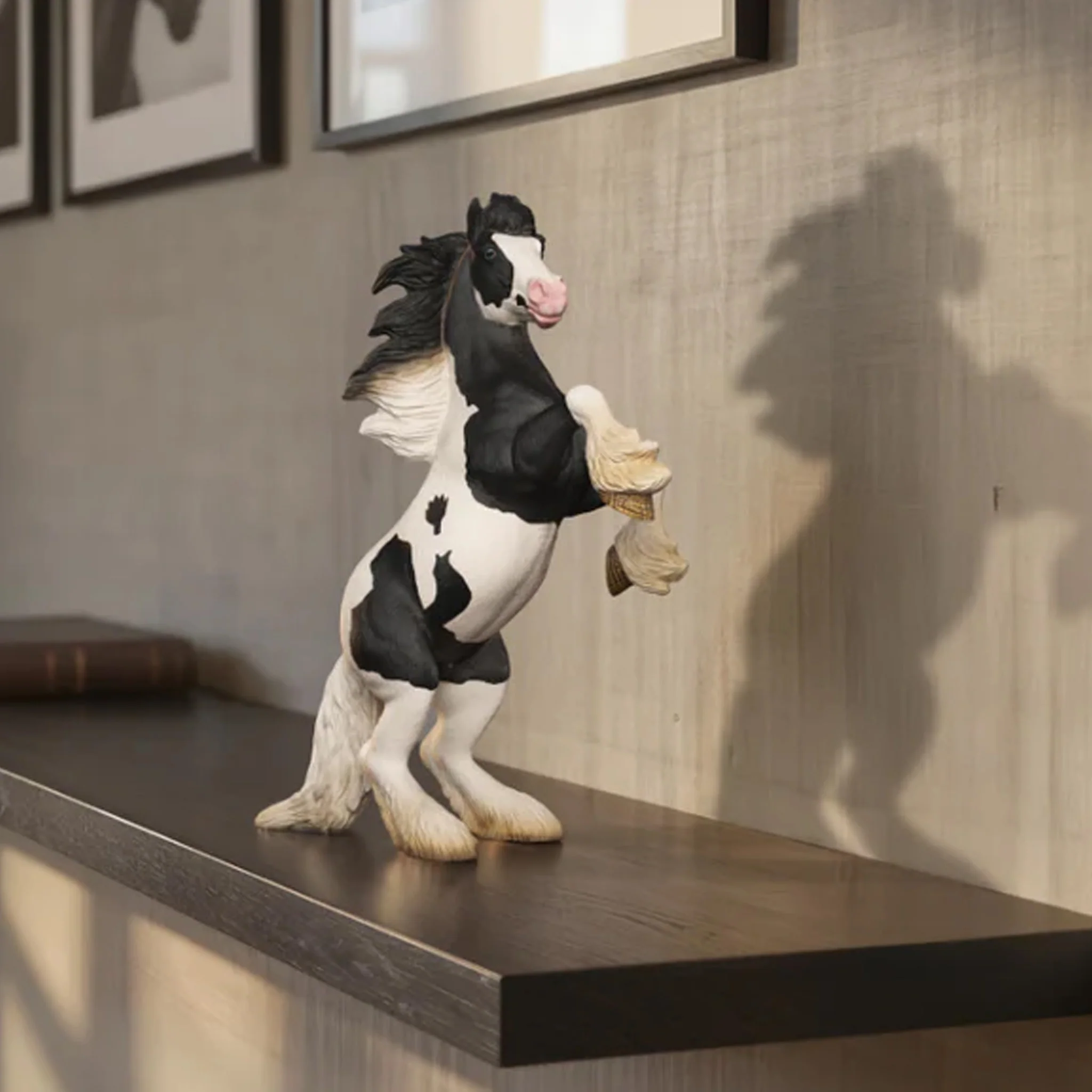Schleich Legacy of Horses: Thunder the Tinker Gelding 1:12 - Image 7
