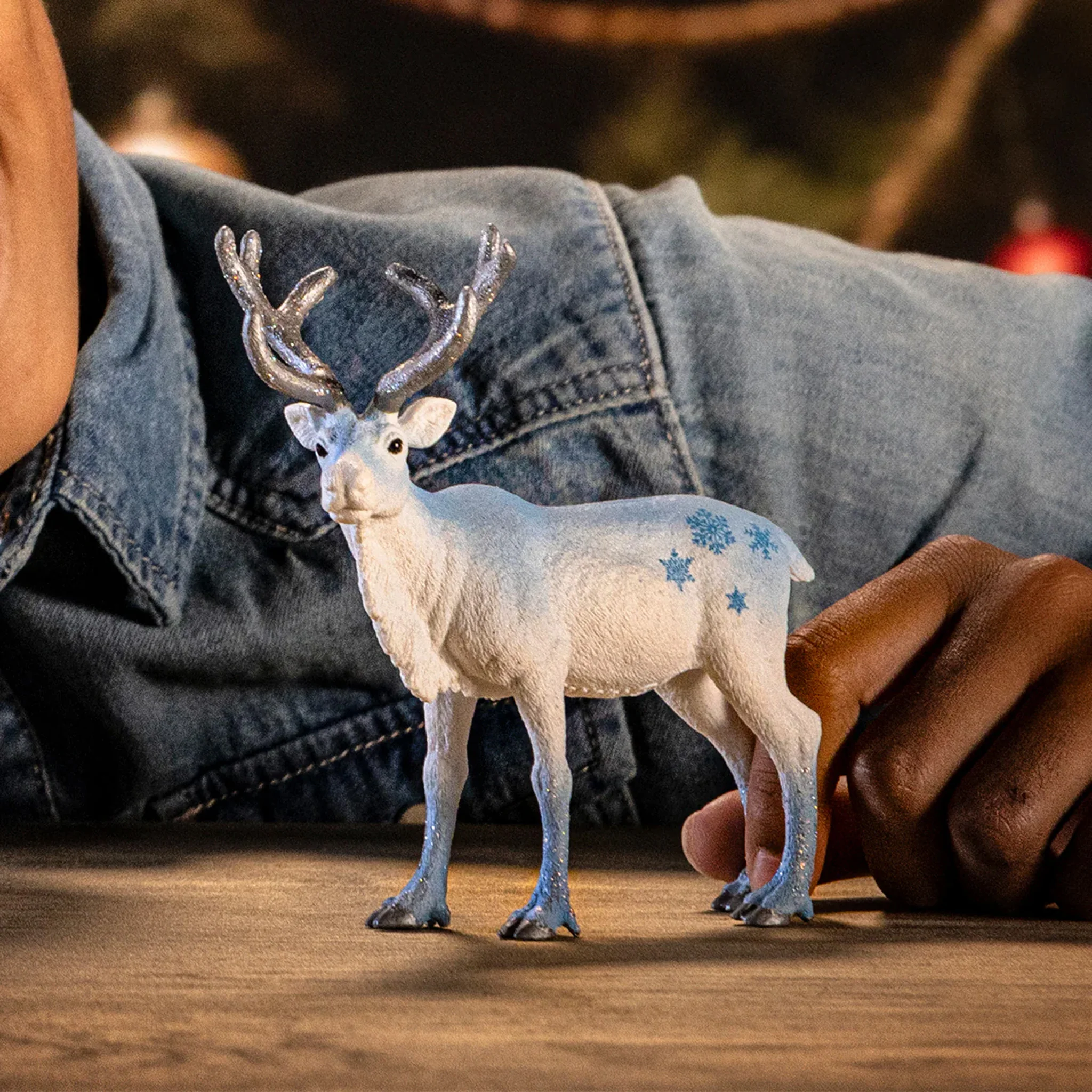 Schleich Limited Edition Christmas Reindeer - Image 3
