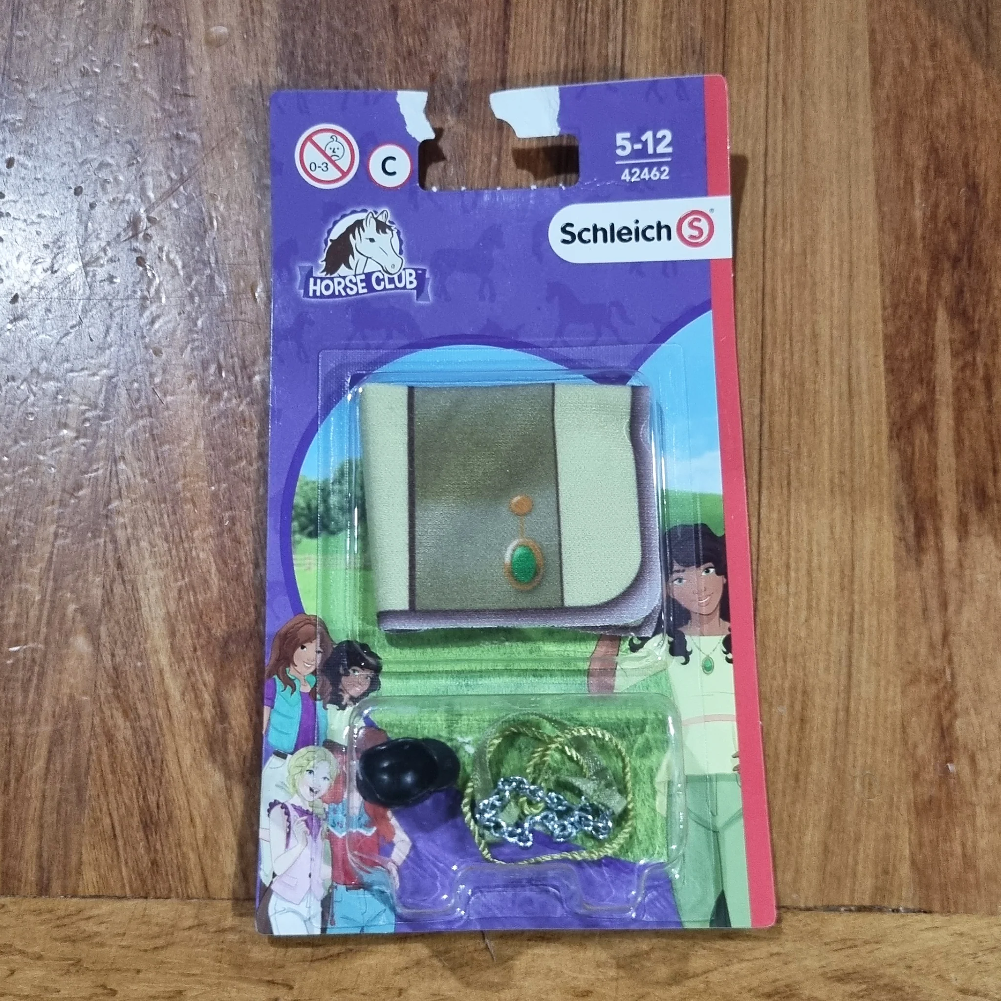 Schleich Sarah & Mystery Blanket & Halter - Damaged Box - Image 2