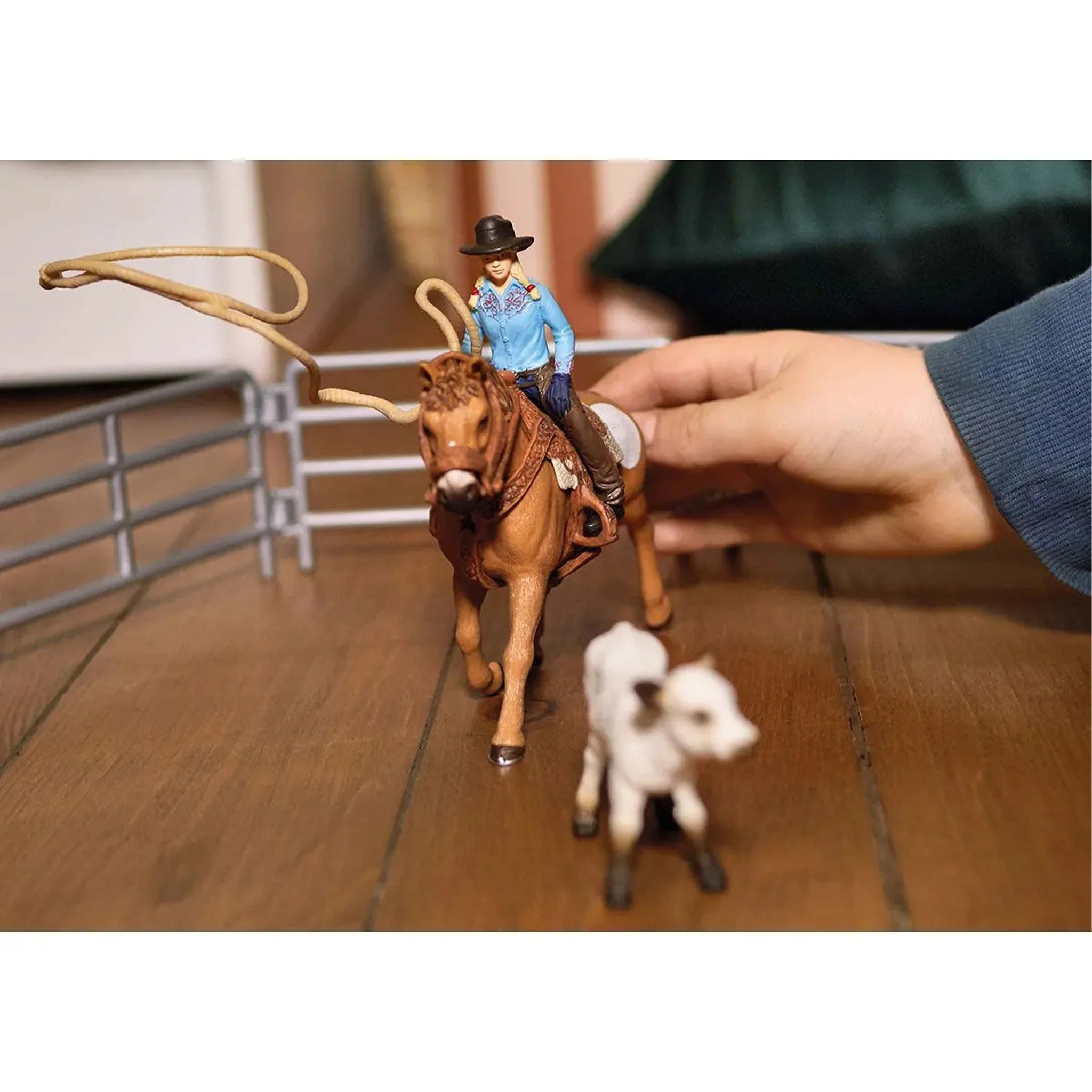 Schleich Team Roping Fun with Cowgirl - Image 3