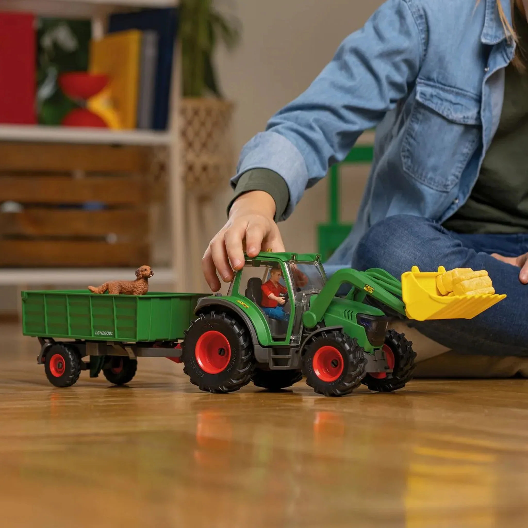 Schleich Tractor with Trailer - Image 2