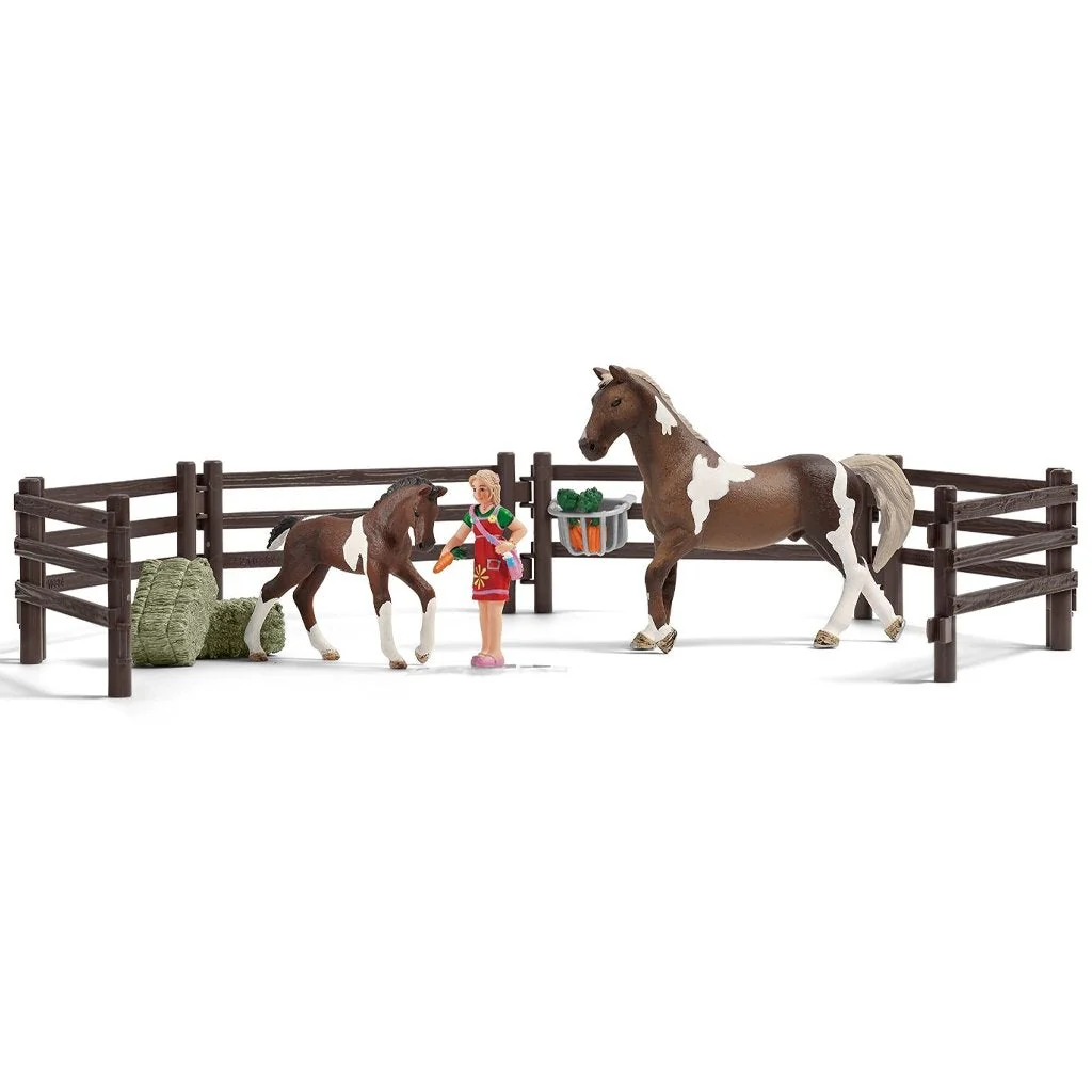 Schleich Trakehner boxed set