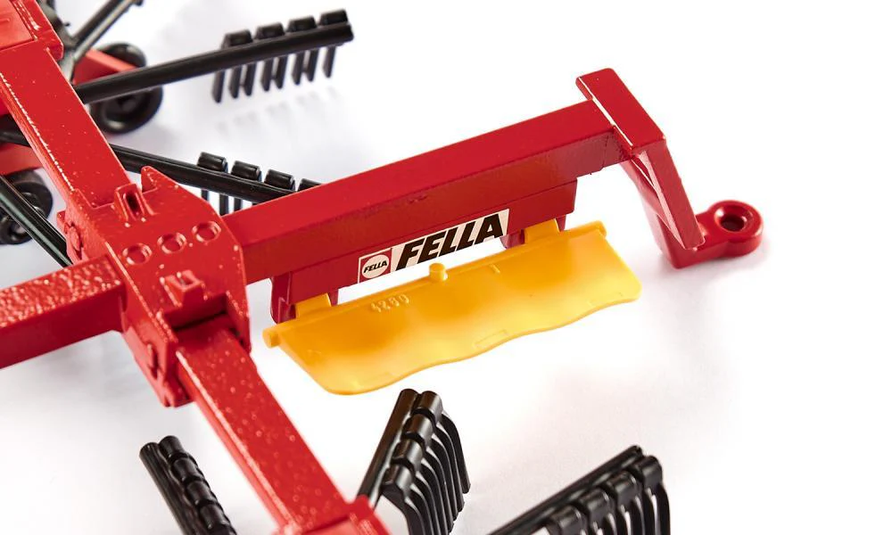 Siku 1:32 Fella Whirl Rake Trailer - Image 6