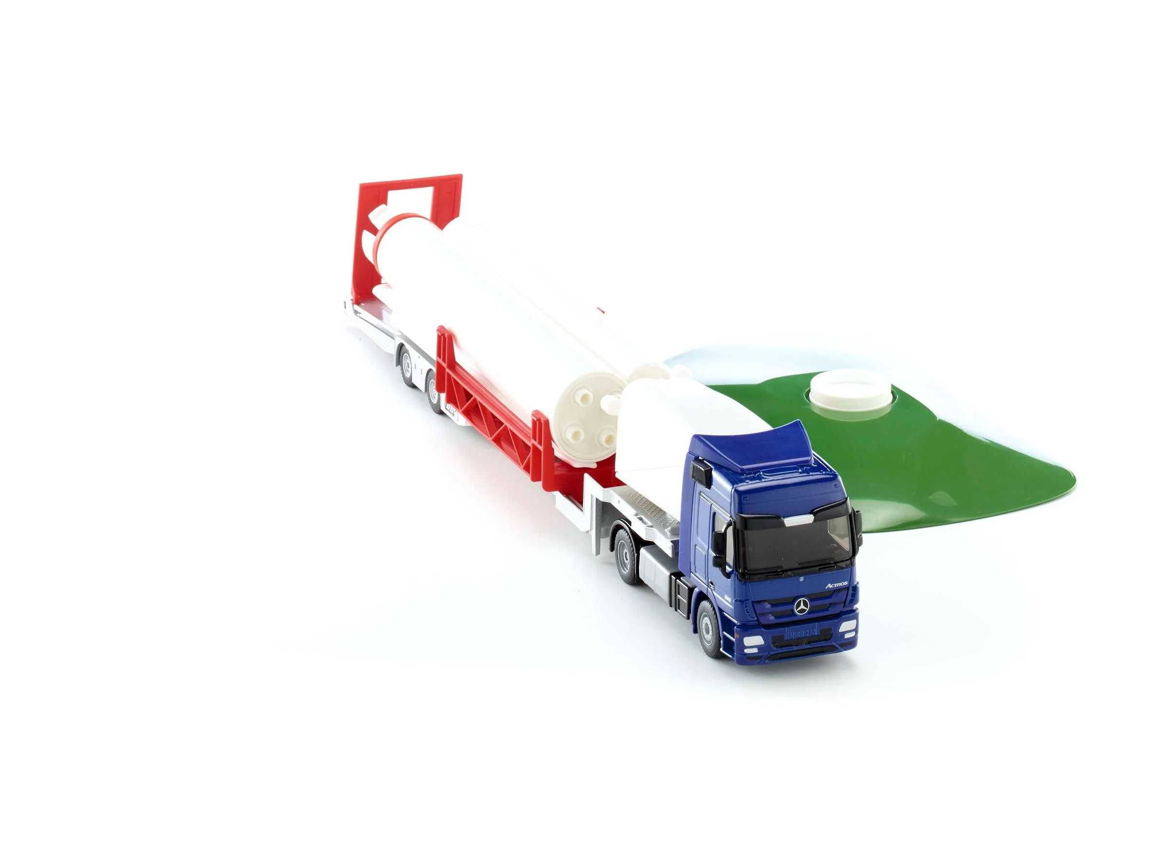 Siku 1:50 Mercedes Actros with Wind Turbine - Image 28