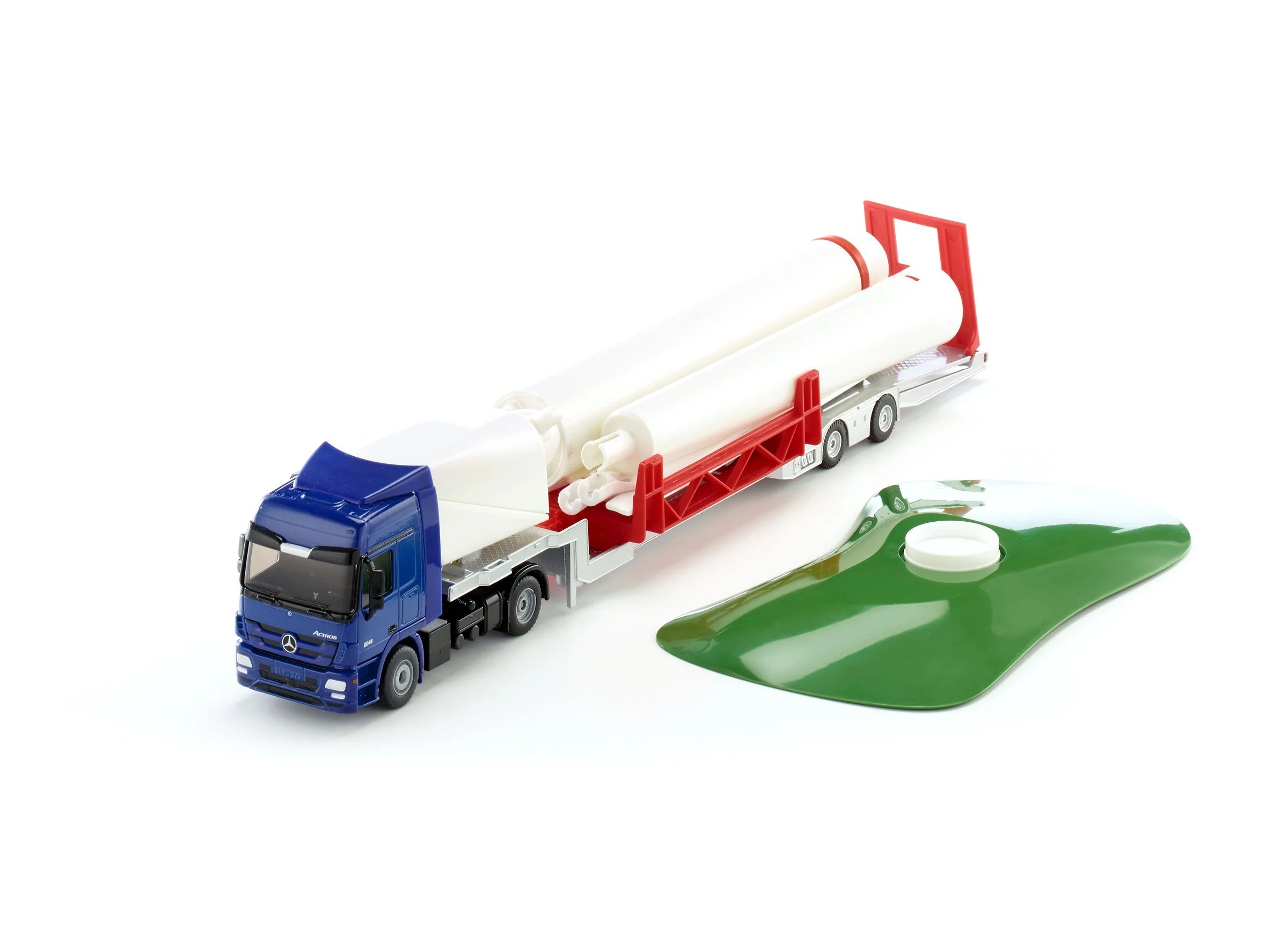Siku 1:50 Mercedes Actros with Wind Turbine - Image 33