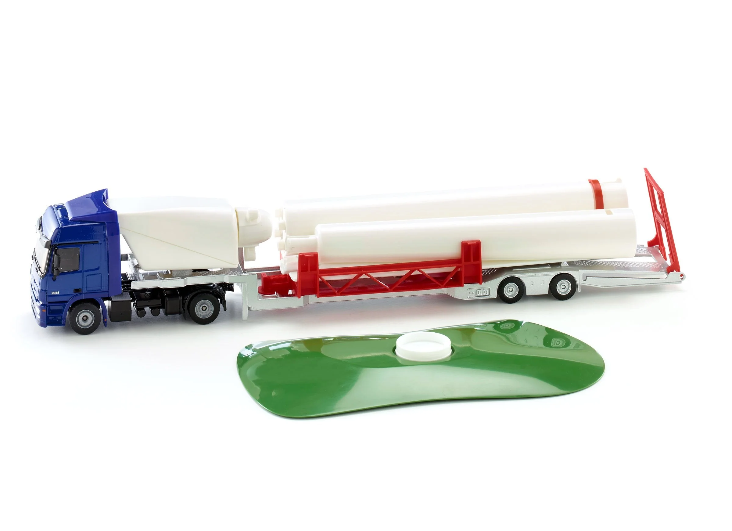 Siku 1:50 Mercedes Actros with Wind Turbine - Image 37
