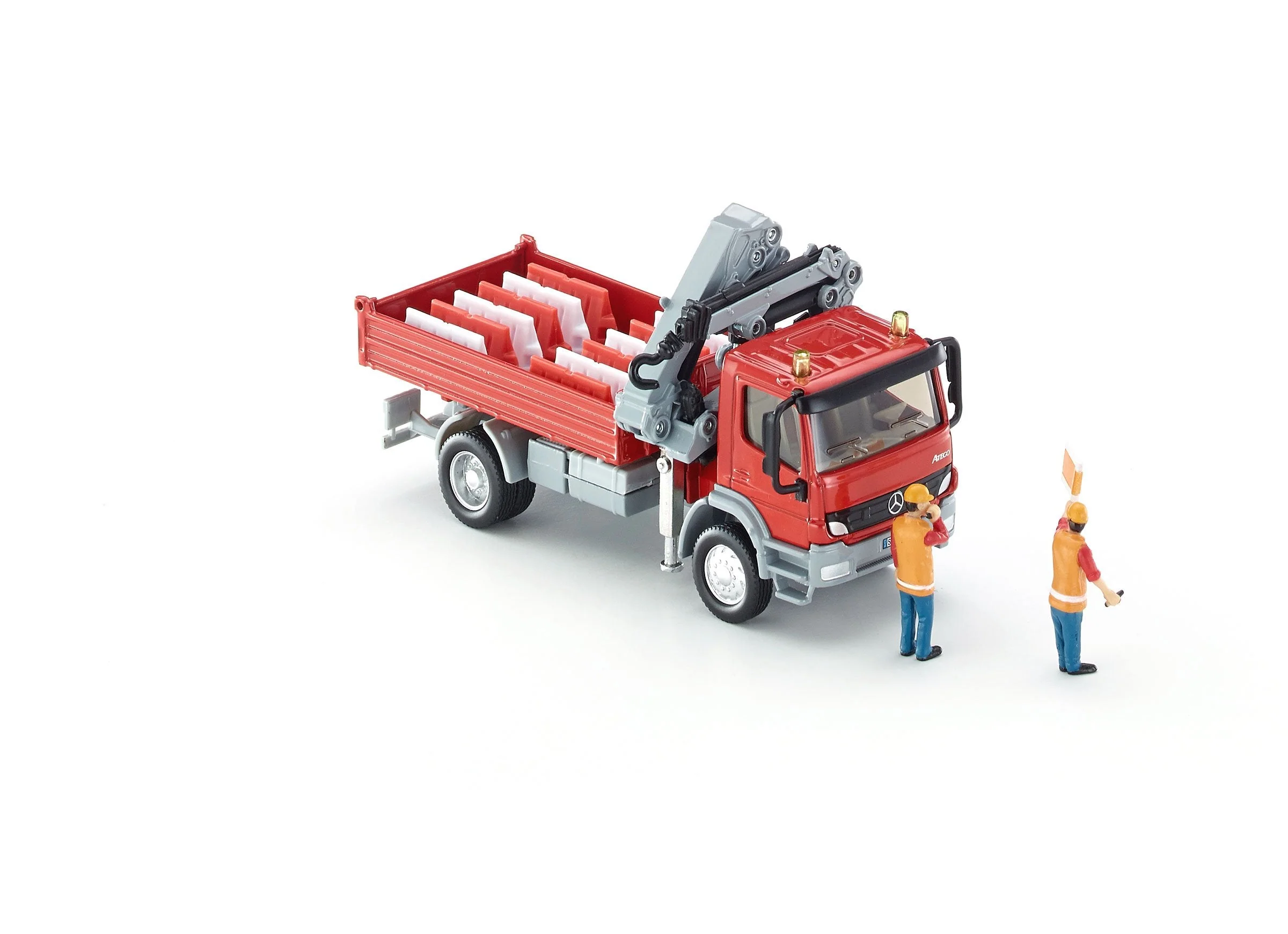 Siku 1:50 Mercedes Atego Truck with Crane - Image 28