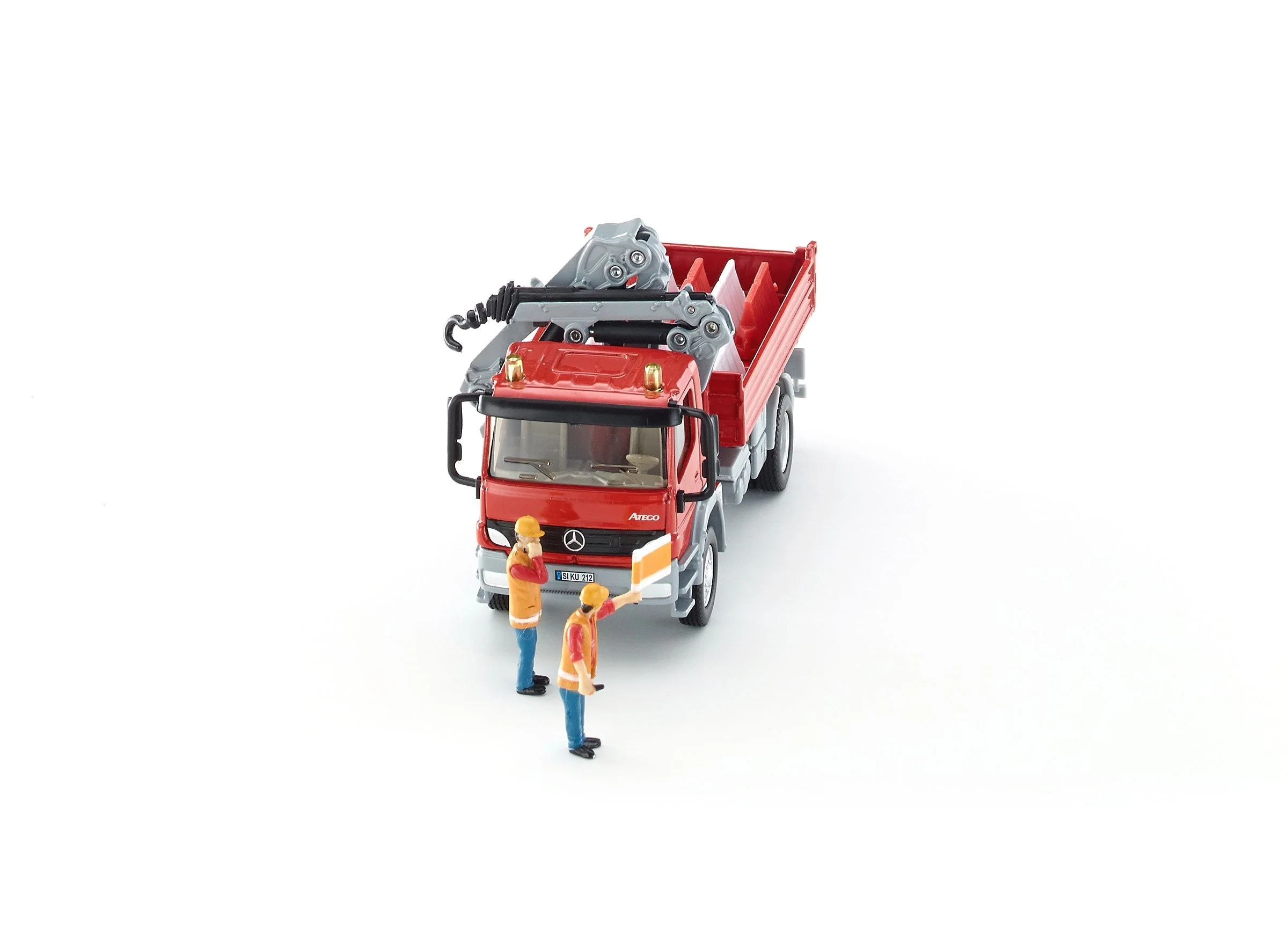 Siku 1:50 Mercedes Atego Truck with Crane - Image 33