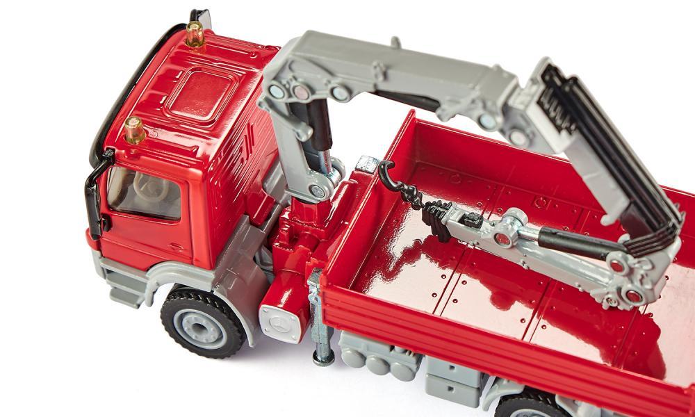 Siku 1:50 Mercedes Atego Truck with Crane - Image 7