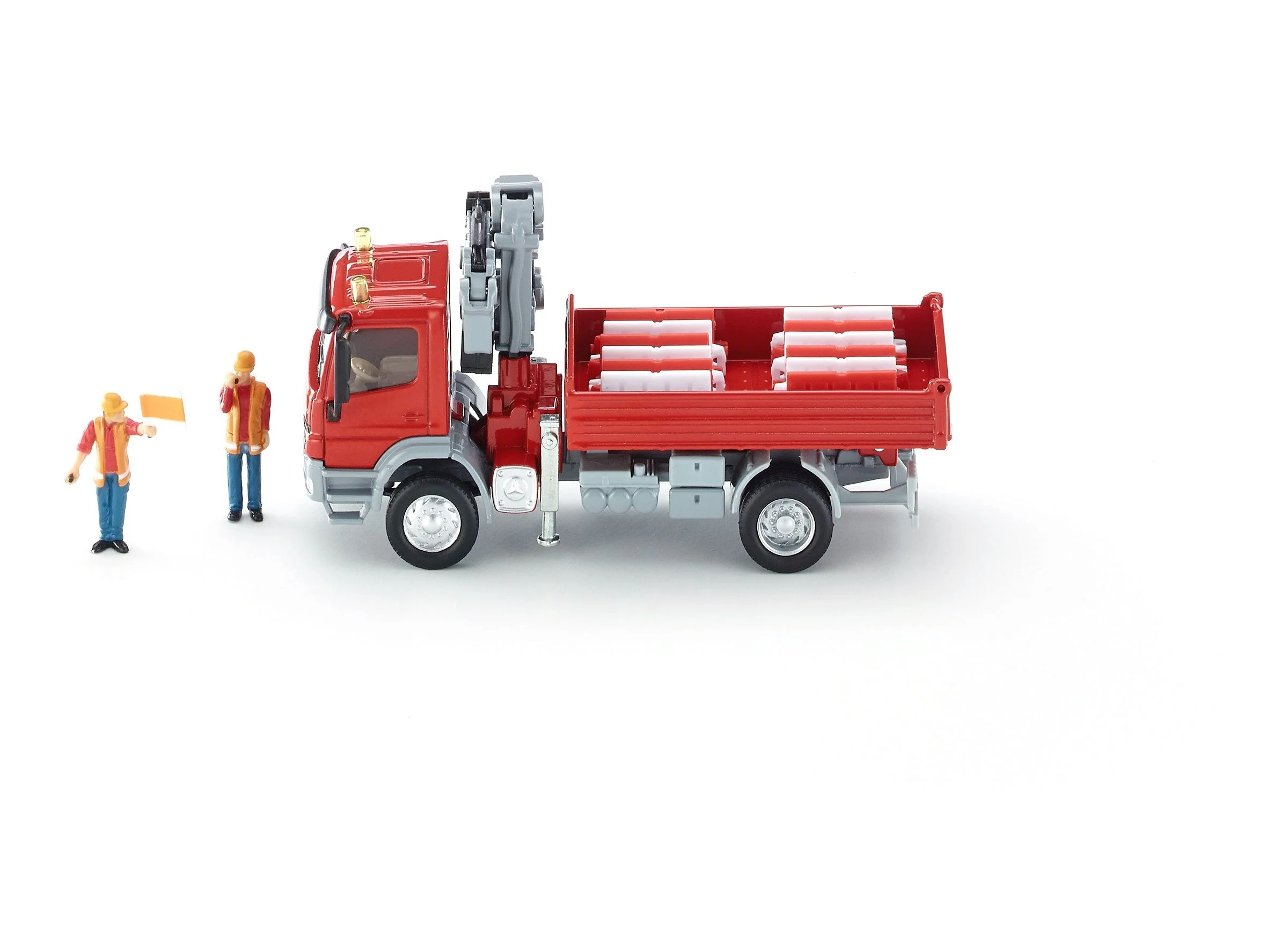 Siku 1:50 Mercedes Atego Truck with Crane - Image 8