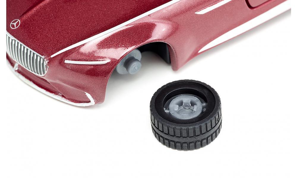 Siku 1:50 Vision Mercedes Maybach 6 - Image 5