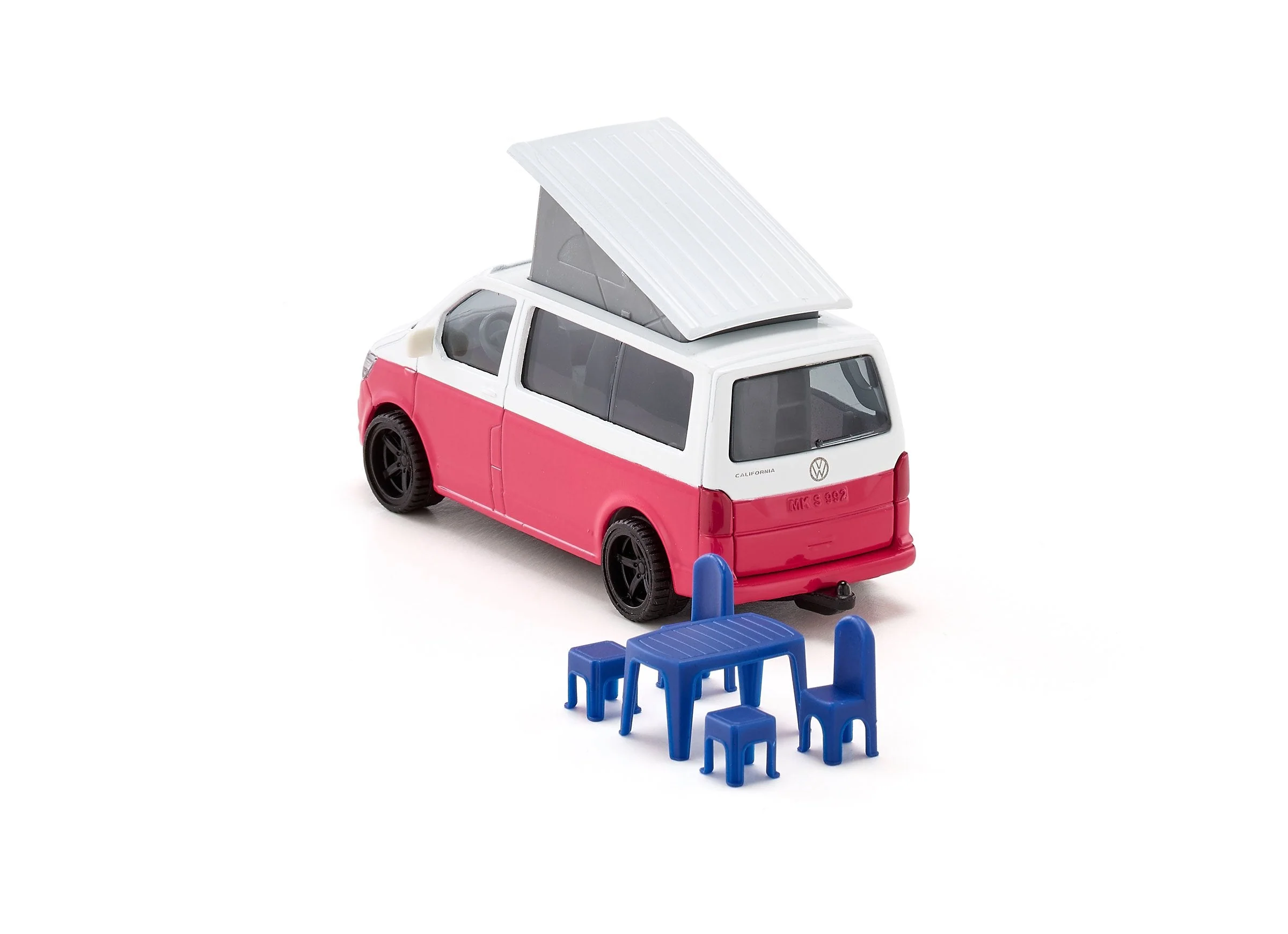 Siku 1:50 VW T6 California Camper with Table & Chairs - Image 39
