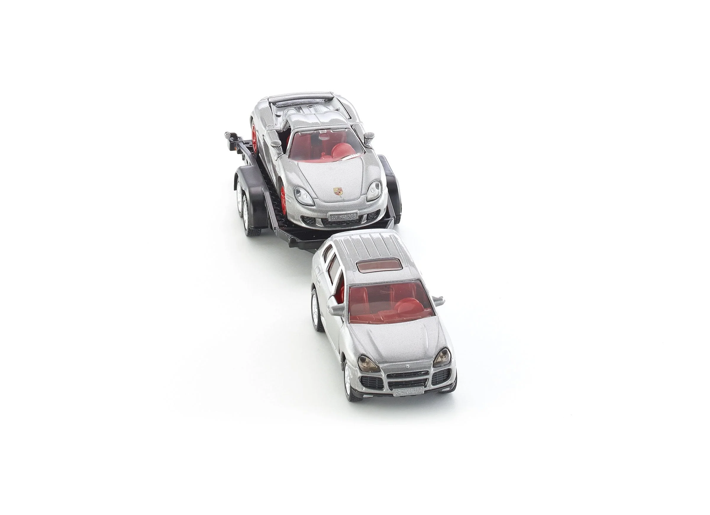 Siku 1:55 Porsche with Trailer & Carrera GT - Image 26