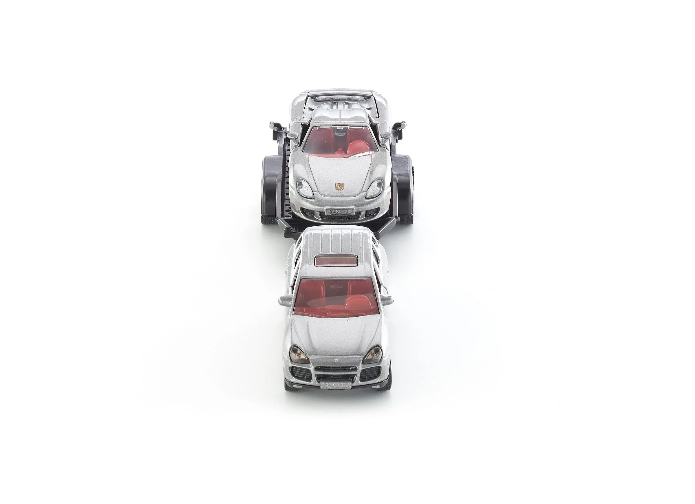 Siku 1:55 Porsche with Trailer & Carrera GT - Image 27