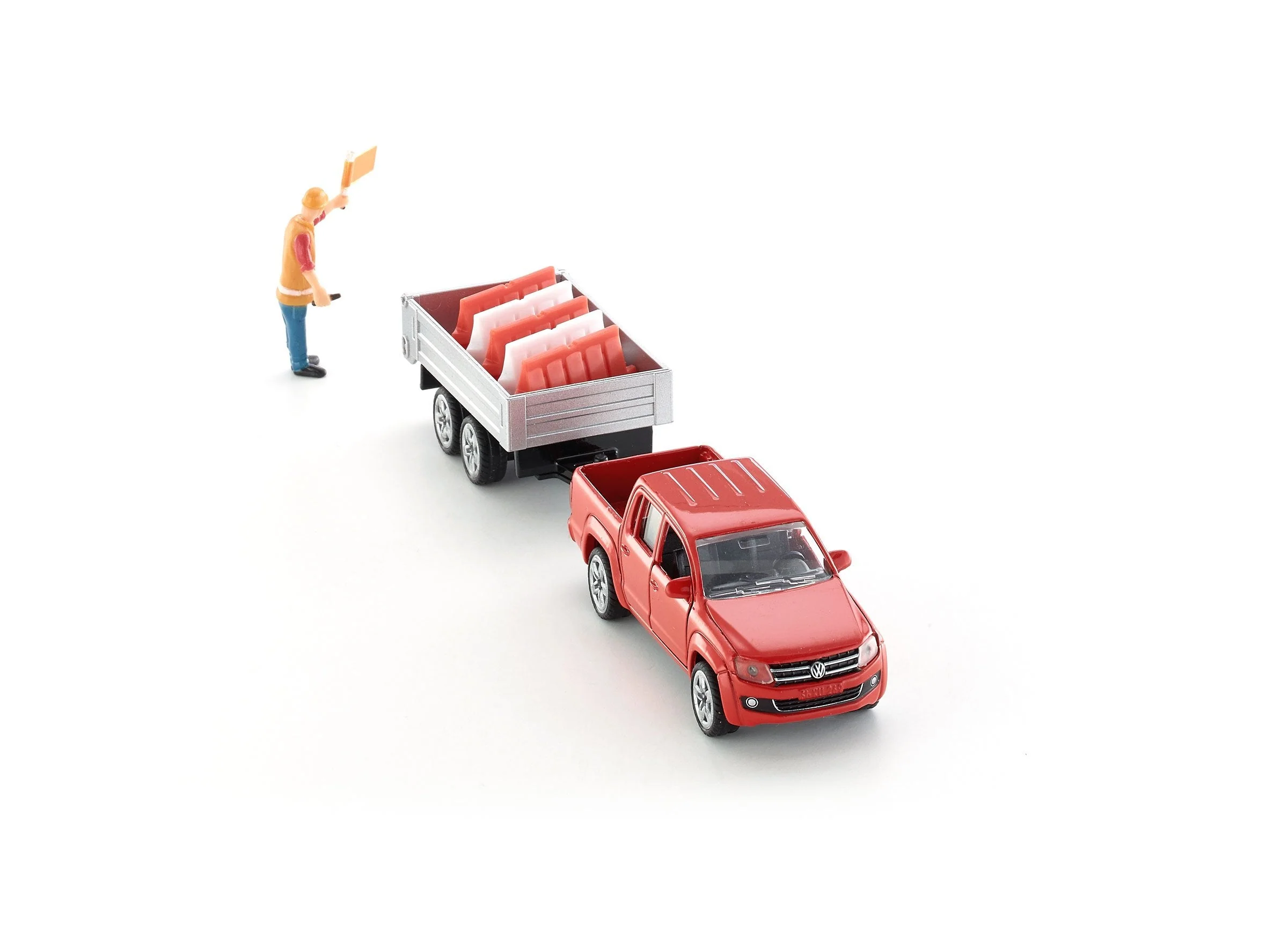 Siku 1:55 VW Amarok Pick-Up with Trailer - Image 25