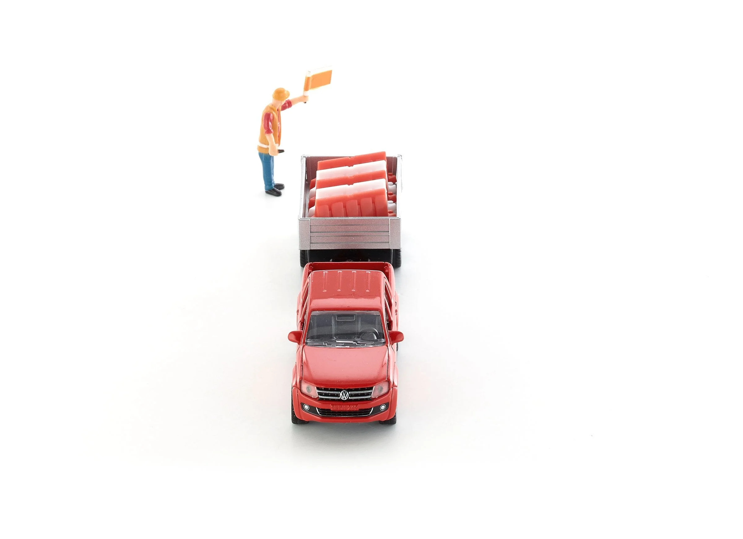 Siku 1:55 VW Amarok Pick-Up with Trailer - Image 27