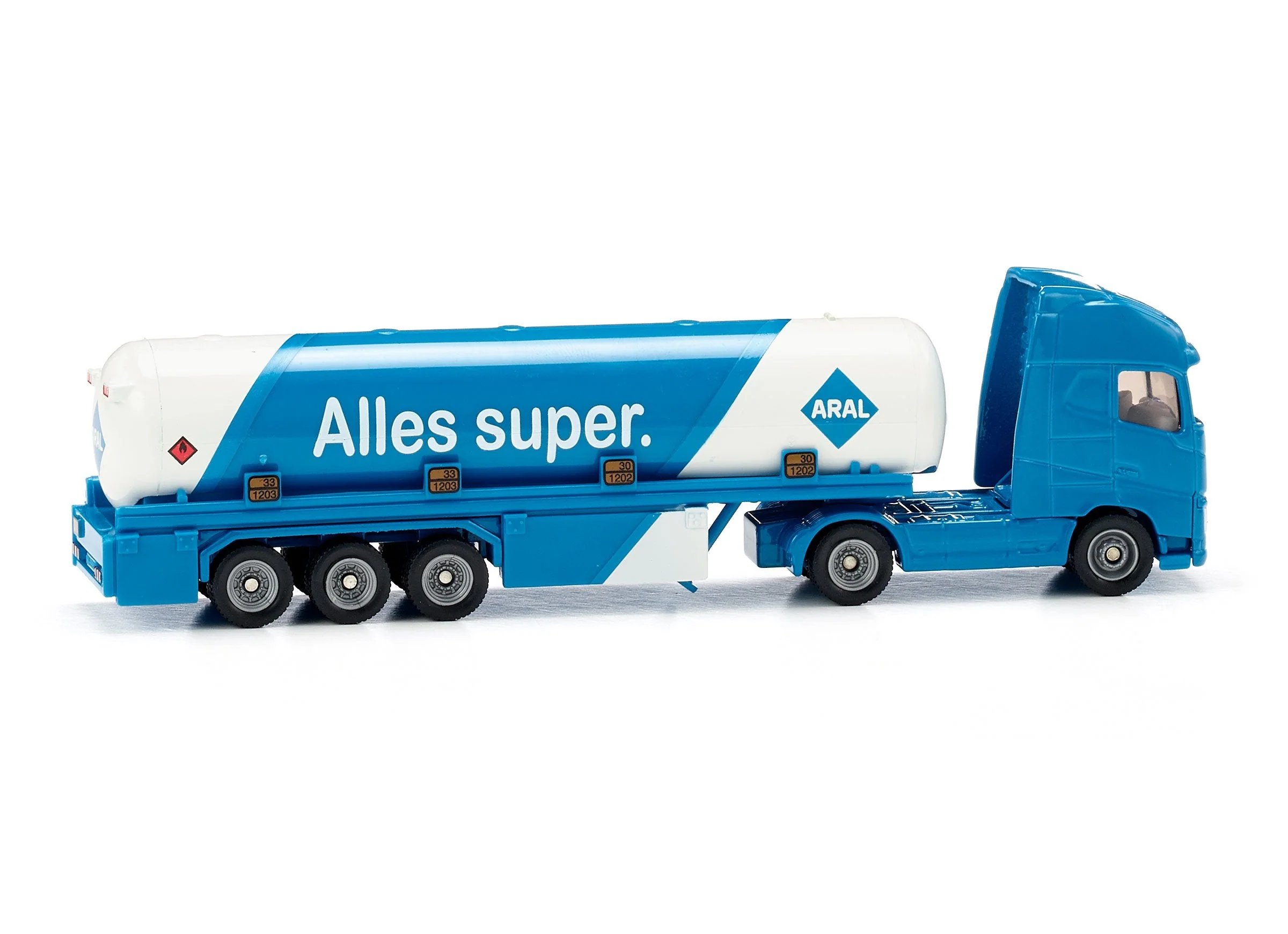Siku 1:87 MAN TG-A Tanker Truck - Image 23