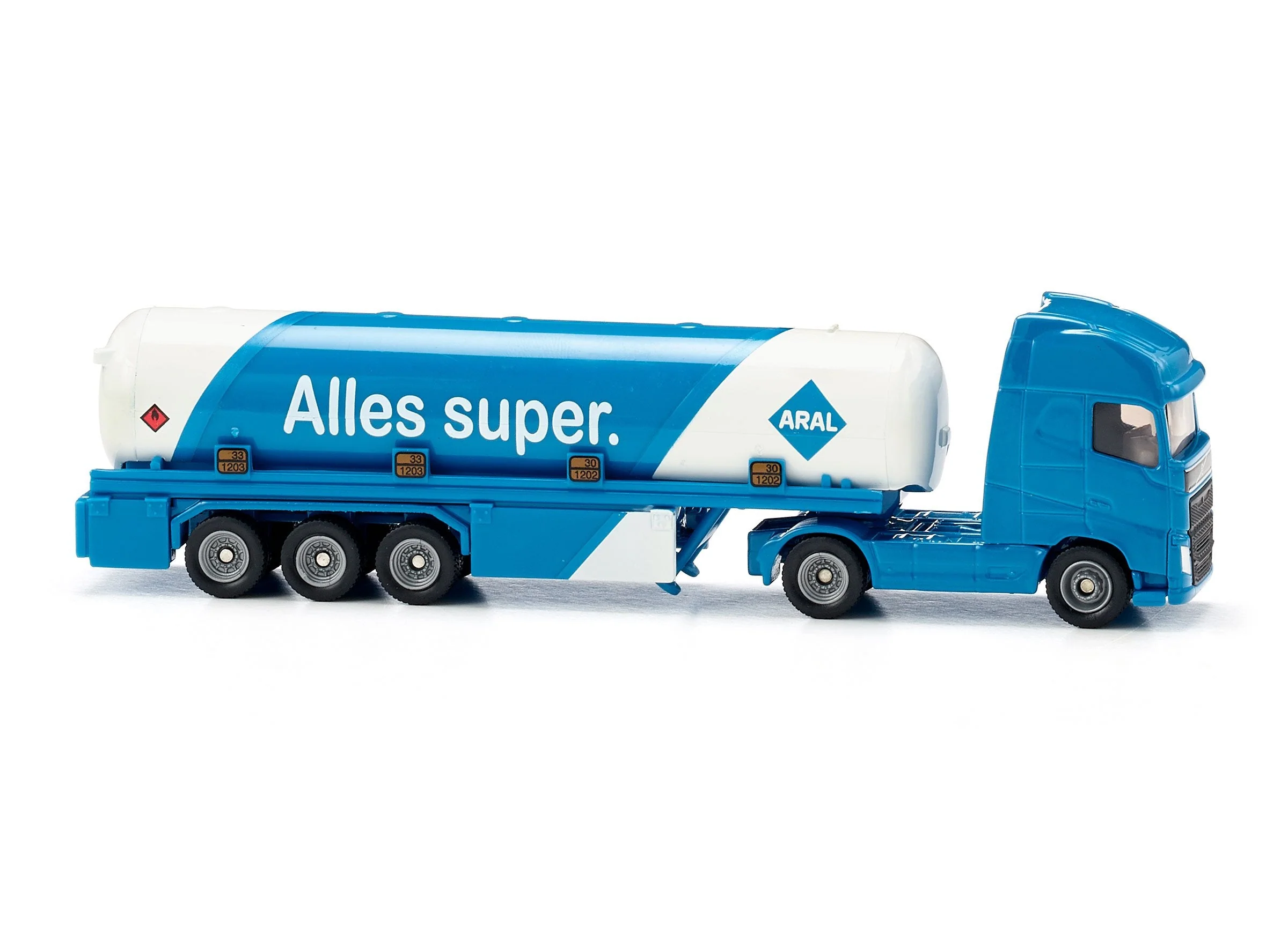 Siku 1:87 MAN TG-A Tanker Truck - Image 25
