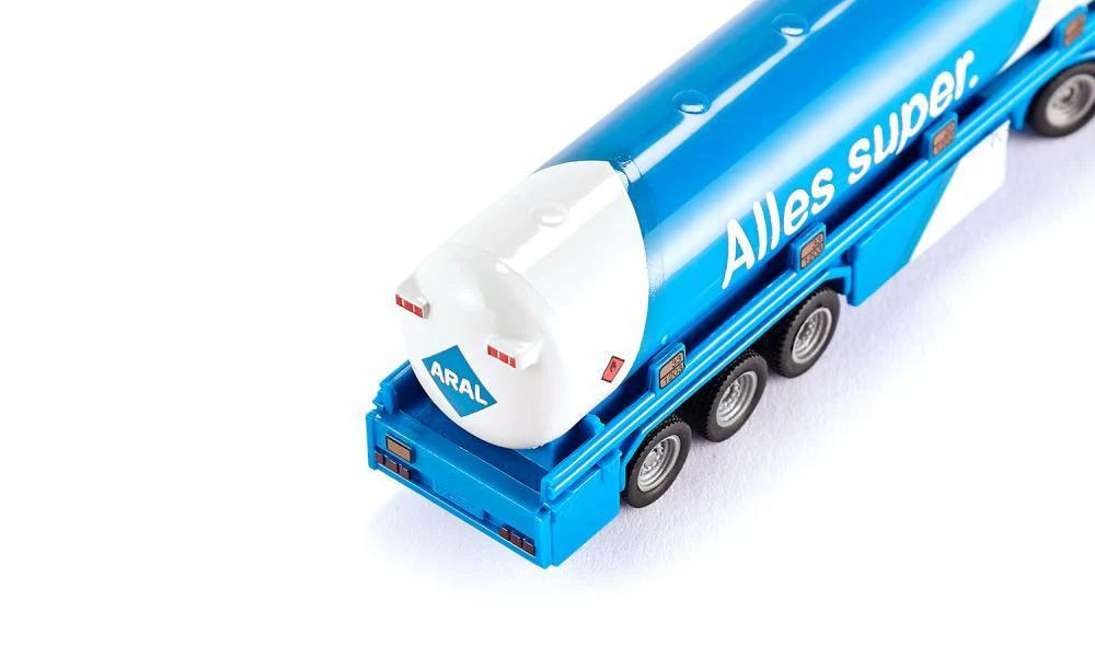 Siku 1:87 MAN TG-A Tanker Truck - Image 4