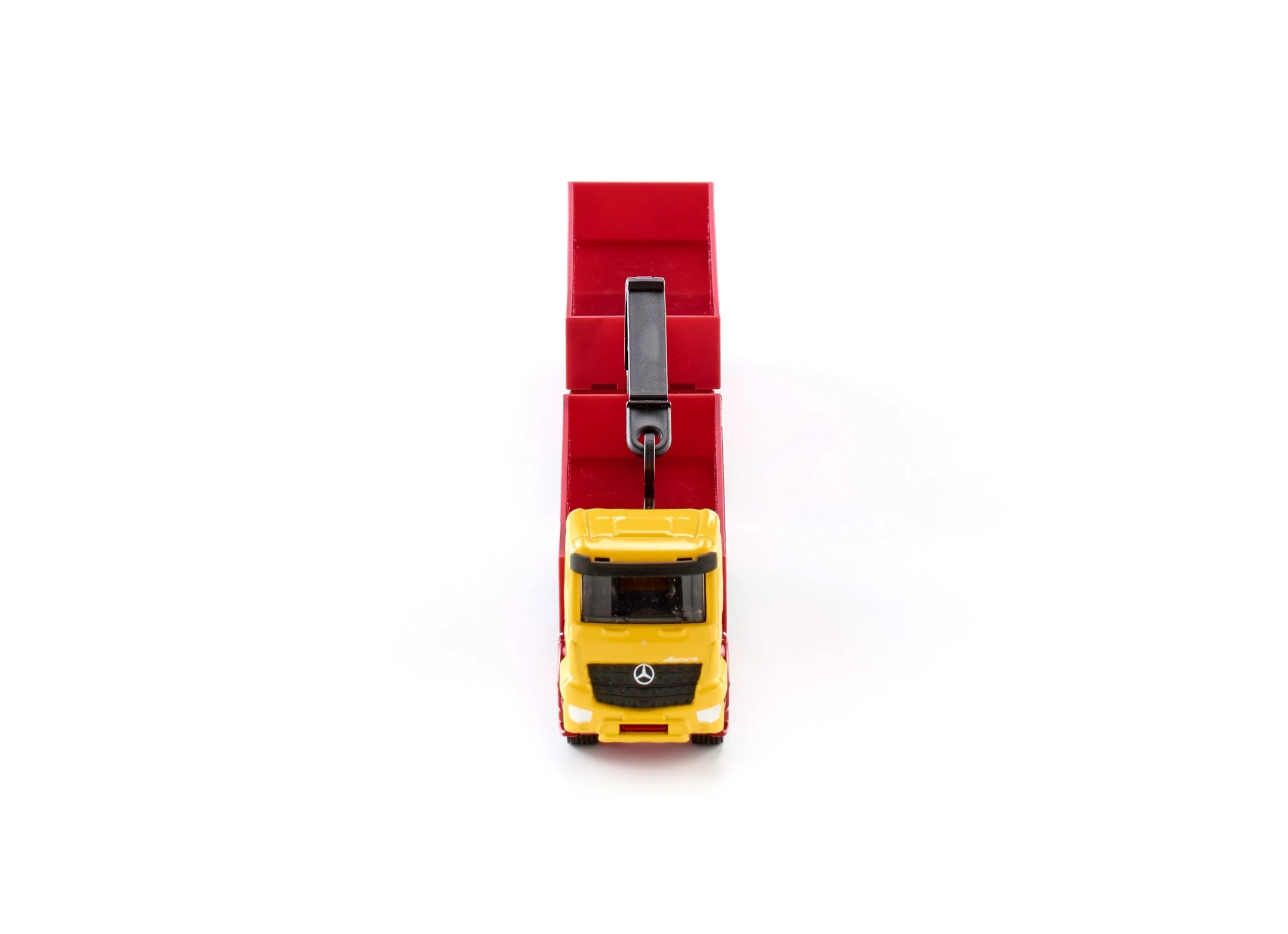 Siku 1:87 Mercedes Actros Truck & Trailer - Image 27