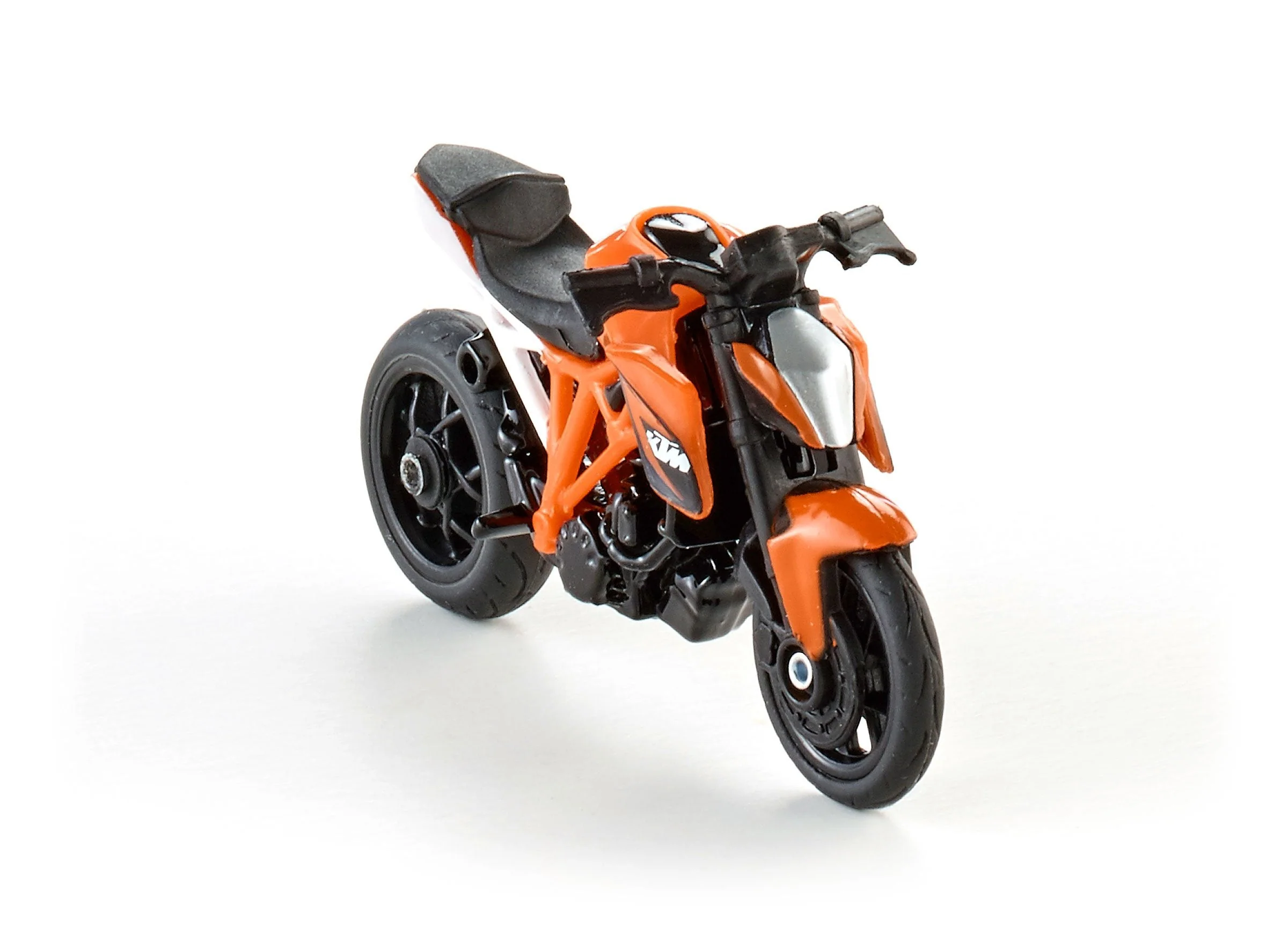 Siku KTM 1290 Super Duke R Motorbike - Image 23