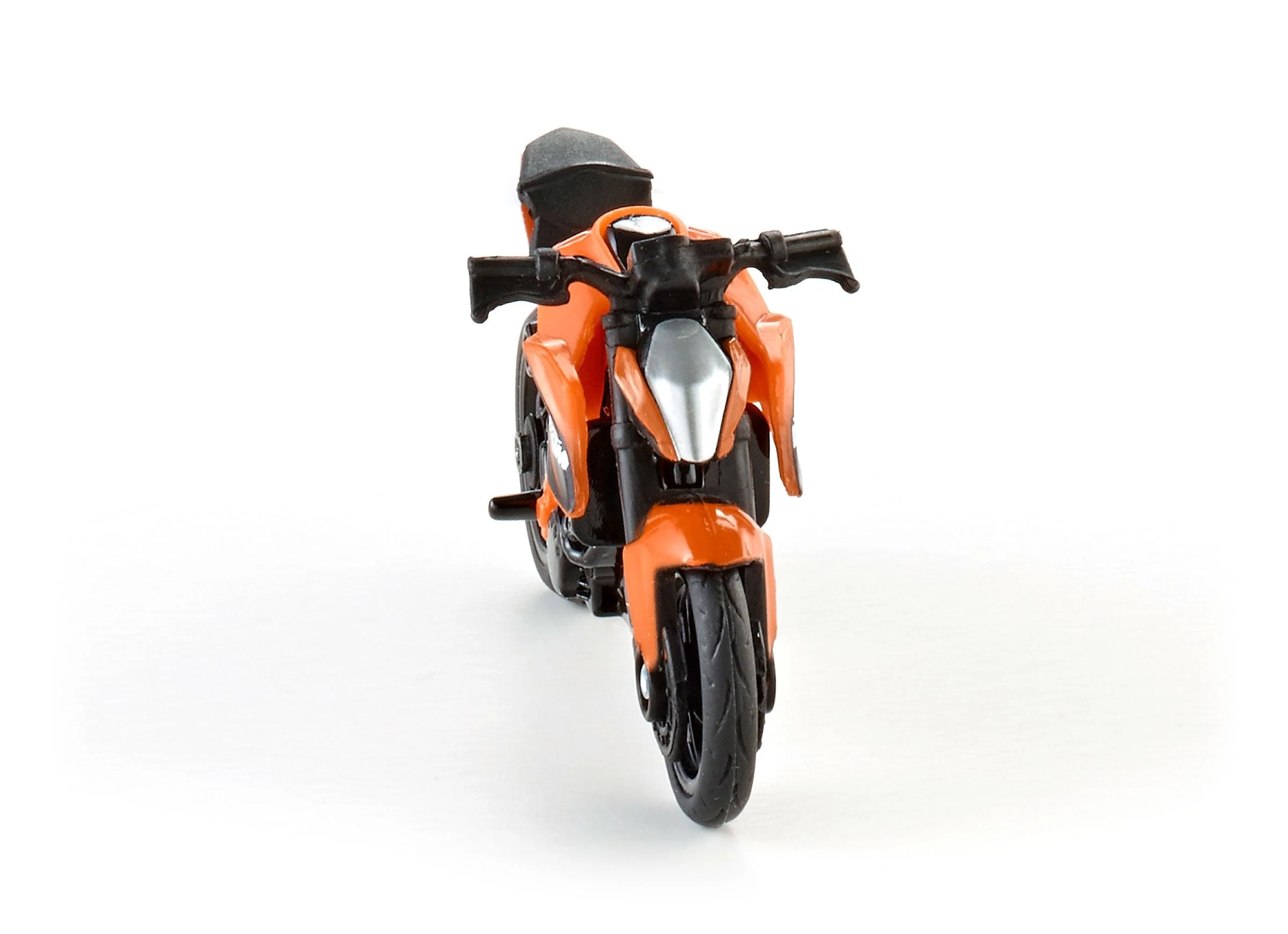 Siku KTM 1290 Super Duke R Motorbike - Image 25
