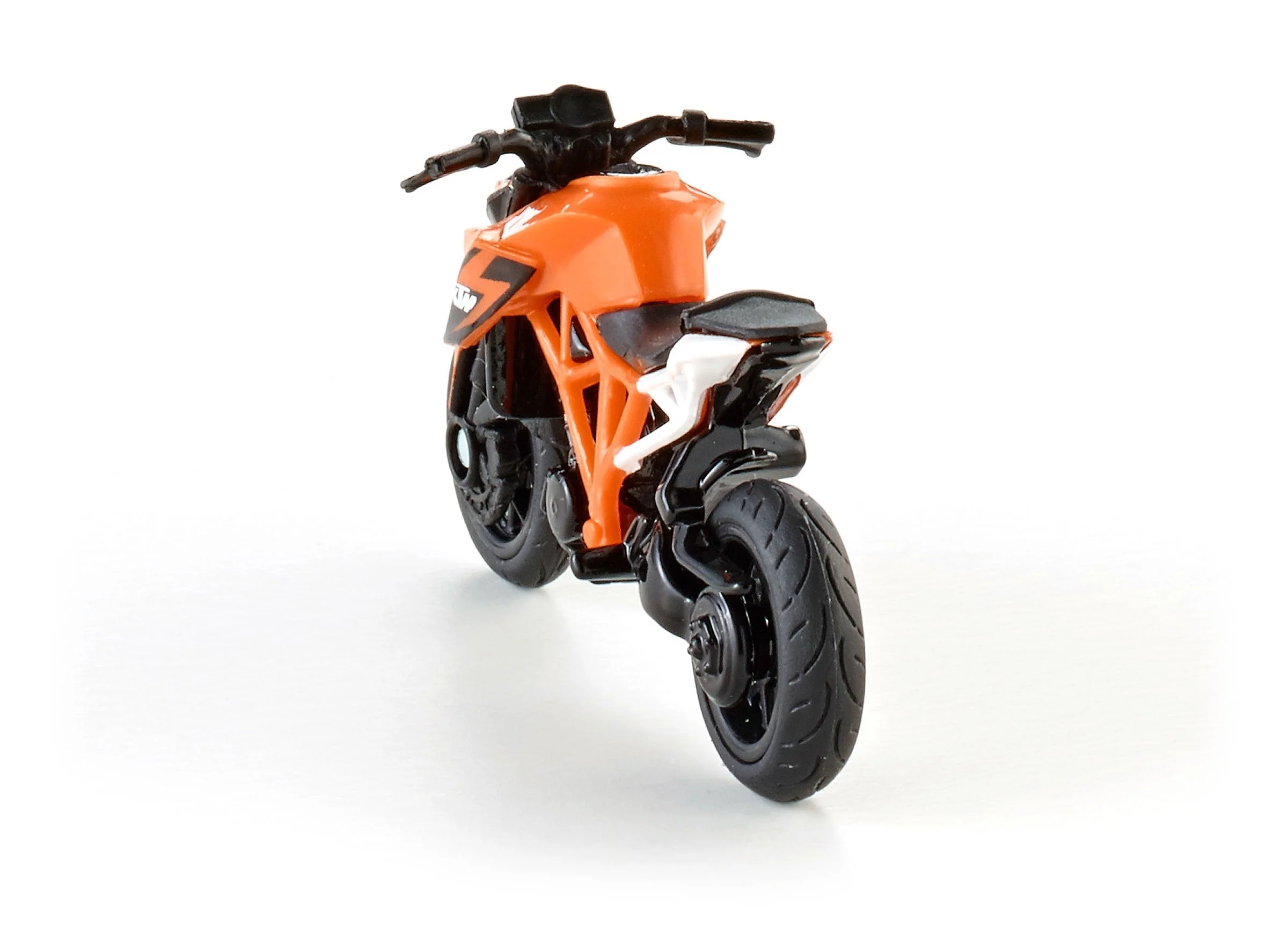 Siku KTM 1290 Super Duke R Motorbike - Image 8
