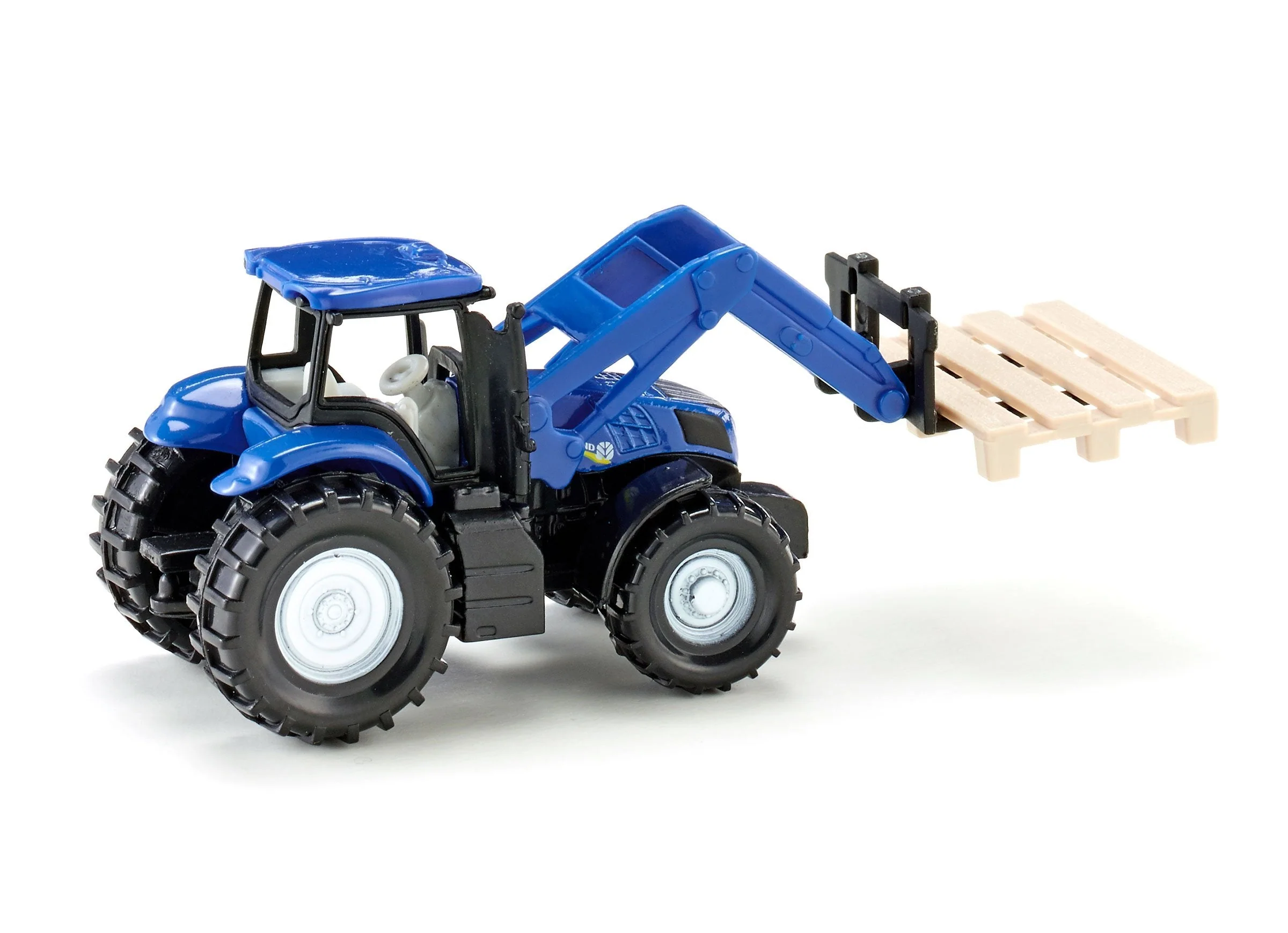 Siku New Holland T8.390 with Fork & Pallet - Image 16
