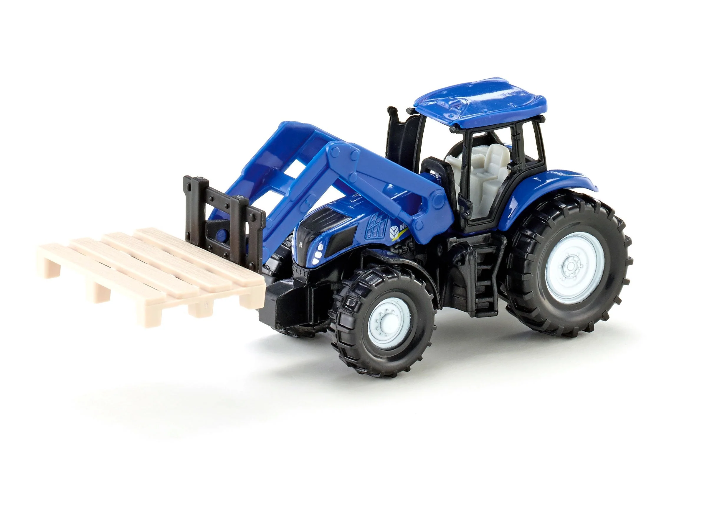 Siku New Holland T8.390 with Fork & Pallet - Image 31