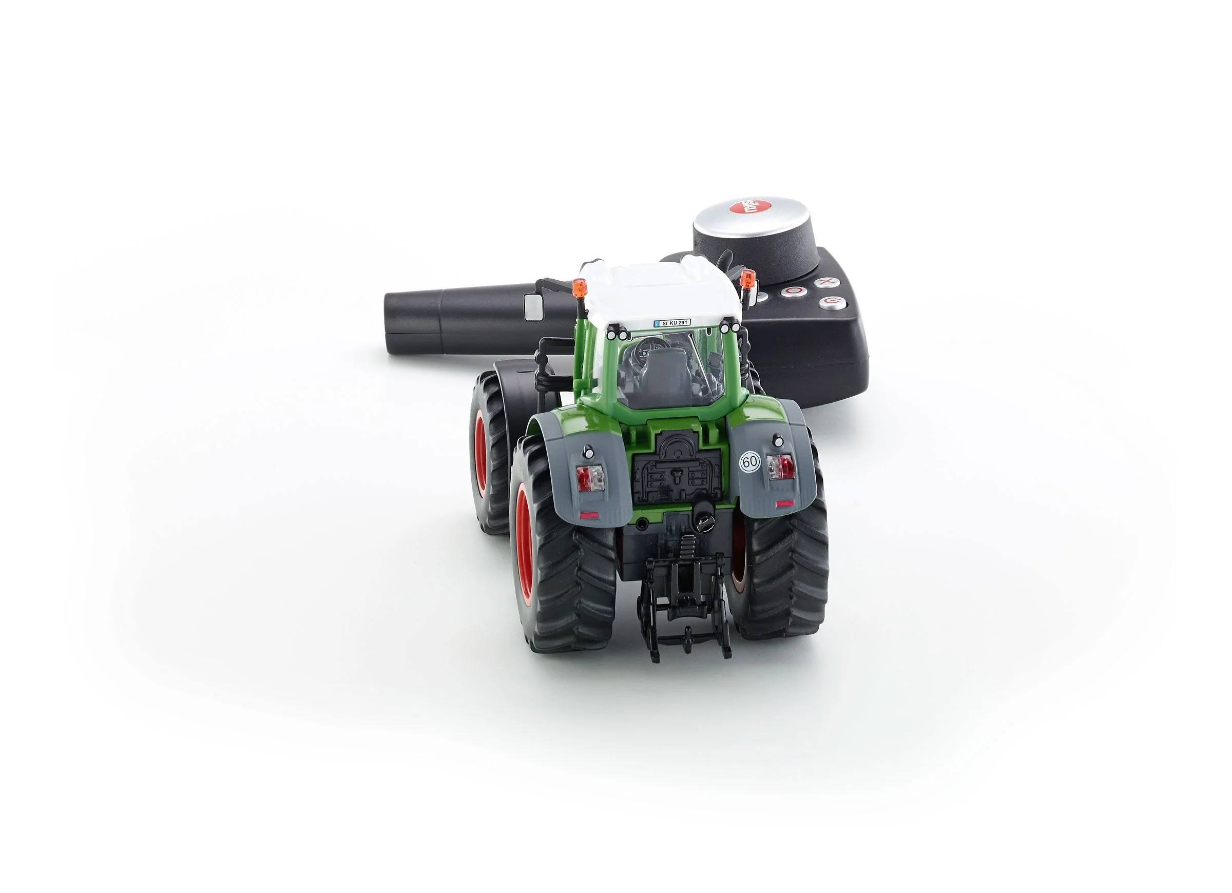 Siku Remote Control 1:32 Fendt 939 Vario Tractor - Image 10