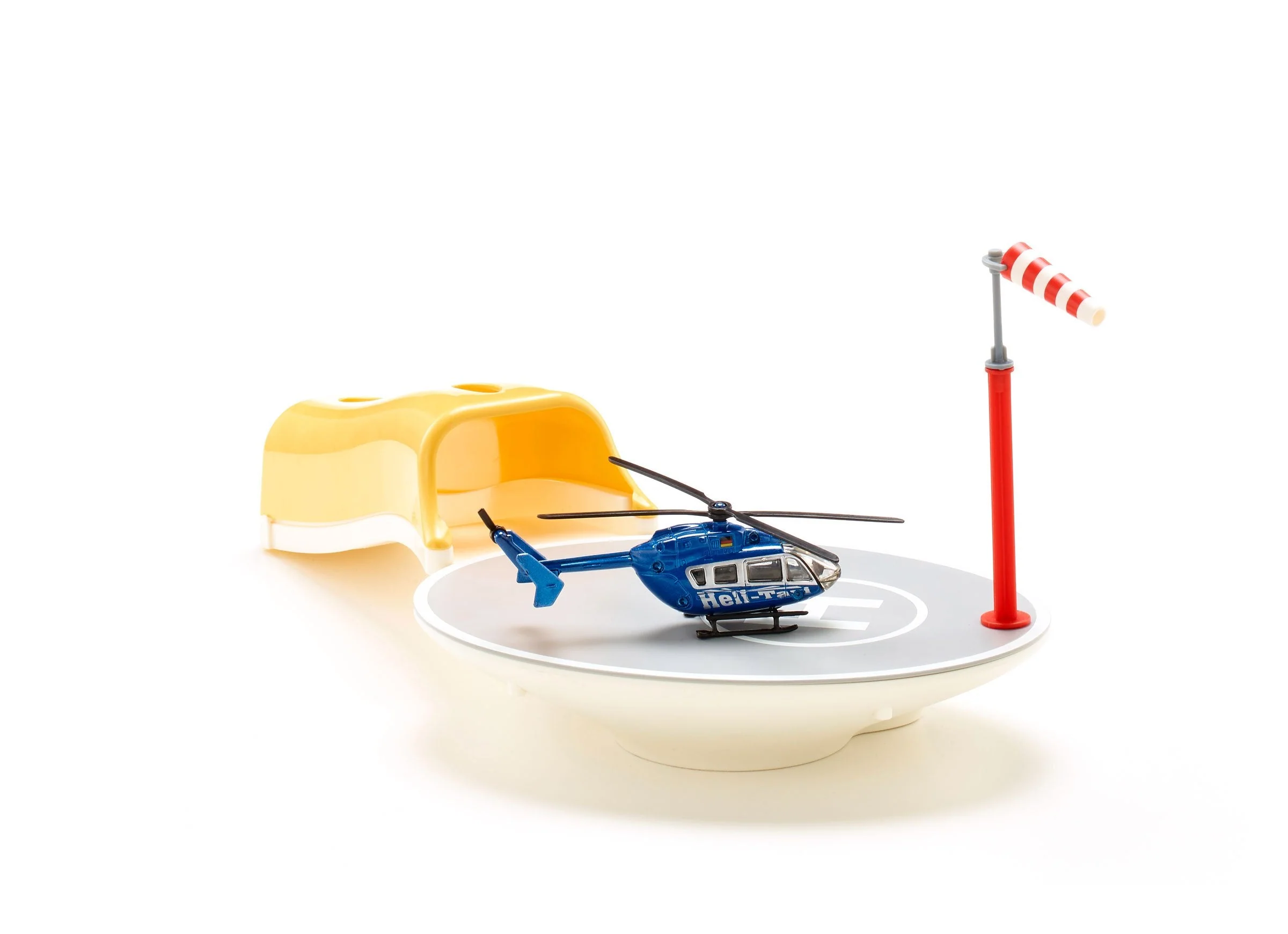 Siku World City Heliport with Helicopter - Image 21