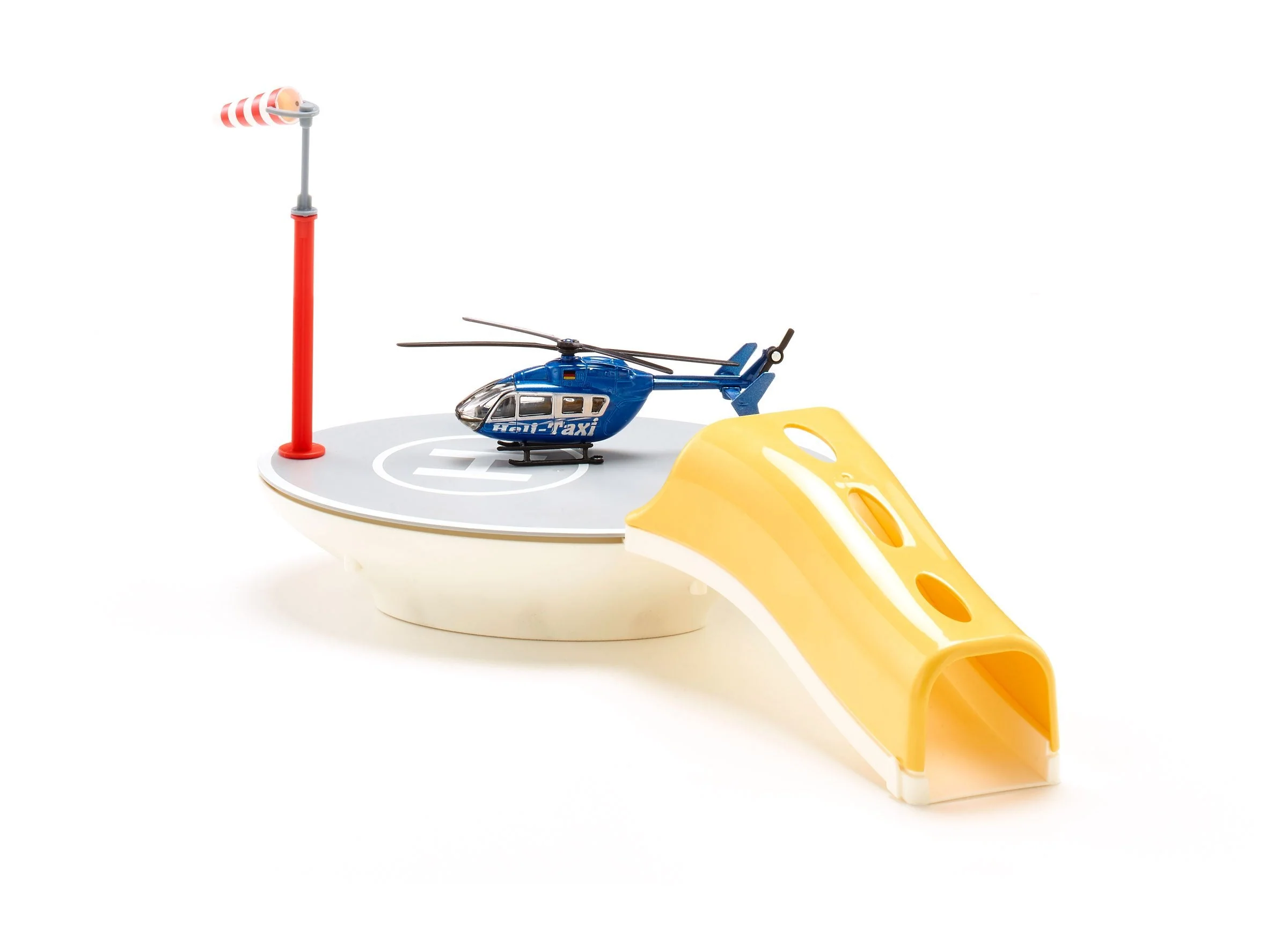Siku World City Heliport with Helicopter - Image 5