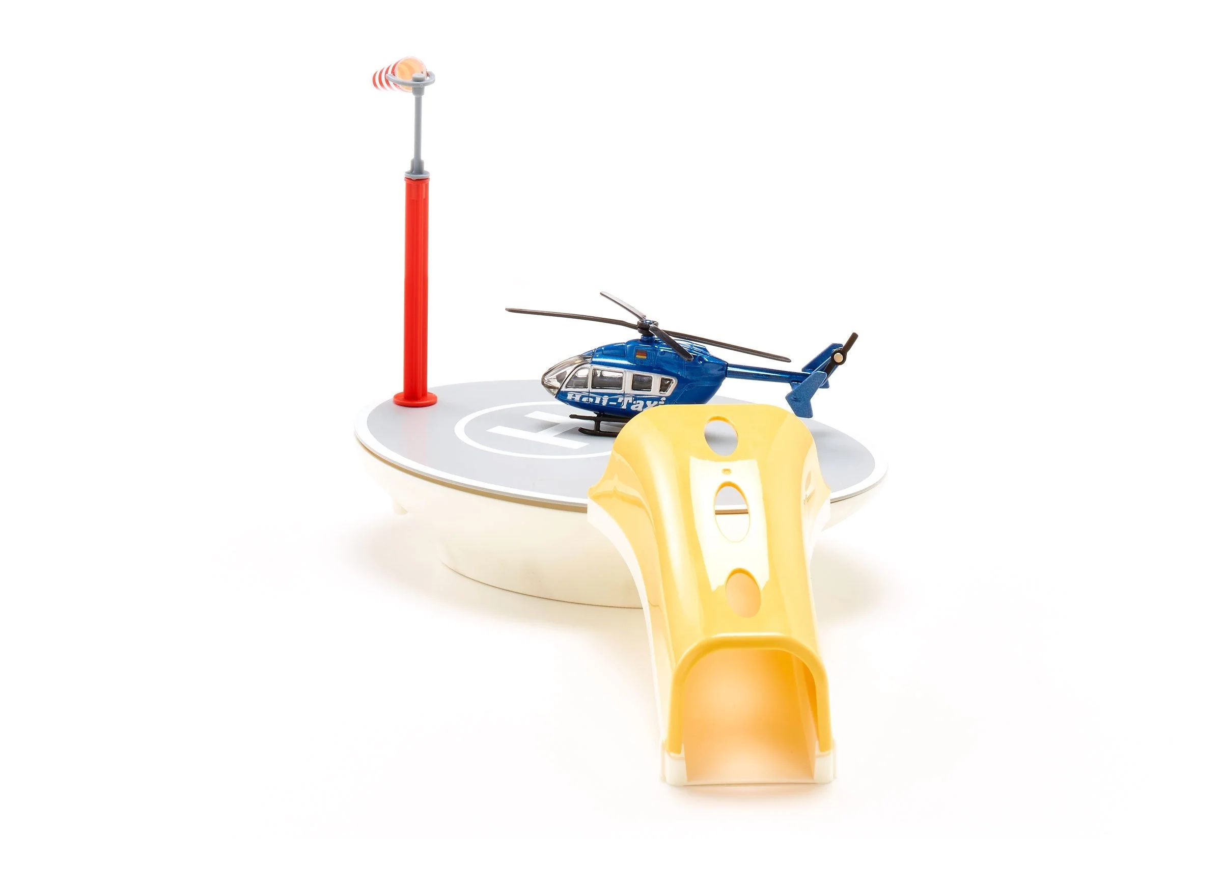 Siku World City Heliport with Helicopter - Image 7