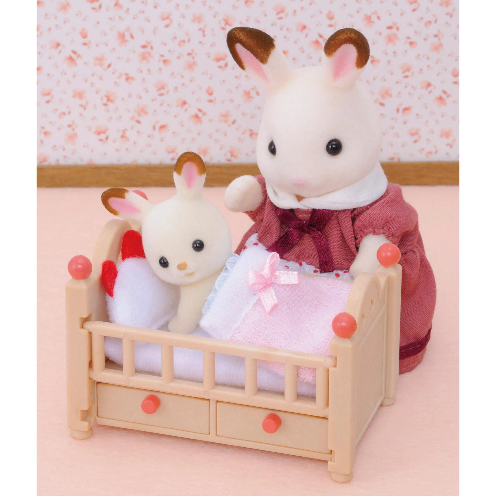 Sylvanian Families Baby Crib - Image 3