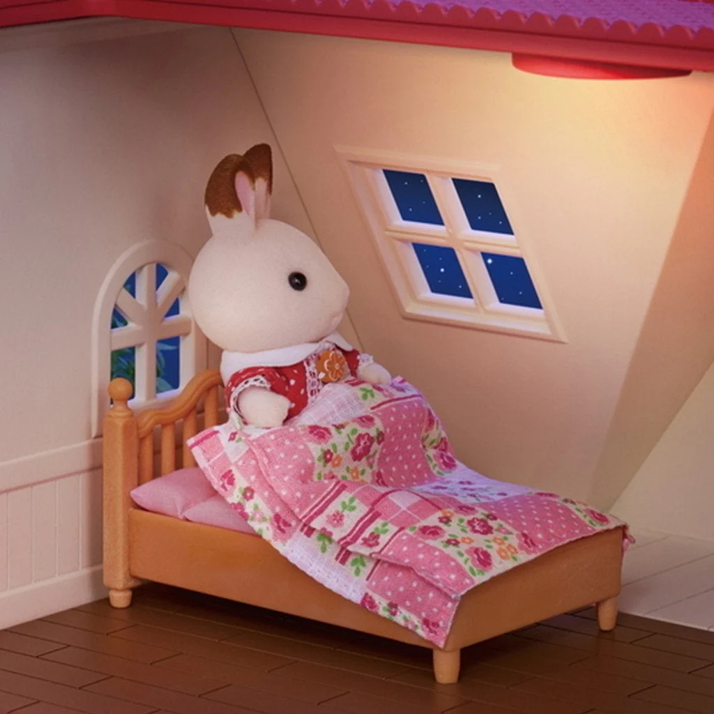Sylvanian Families Cosy Cottage Starter Home - Image 9