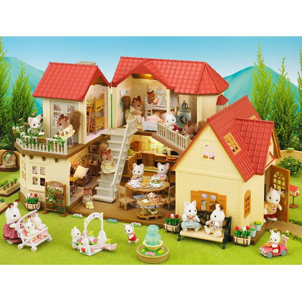 Sylvanian Families Beechwood Hall - Image 6