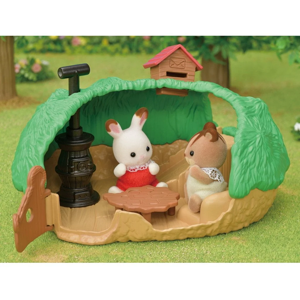 Sylvanian Families Baby Hedgehog Hideout - Image 3