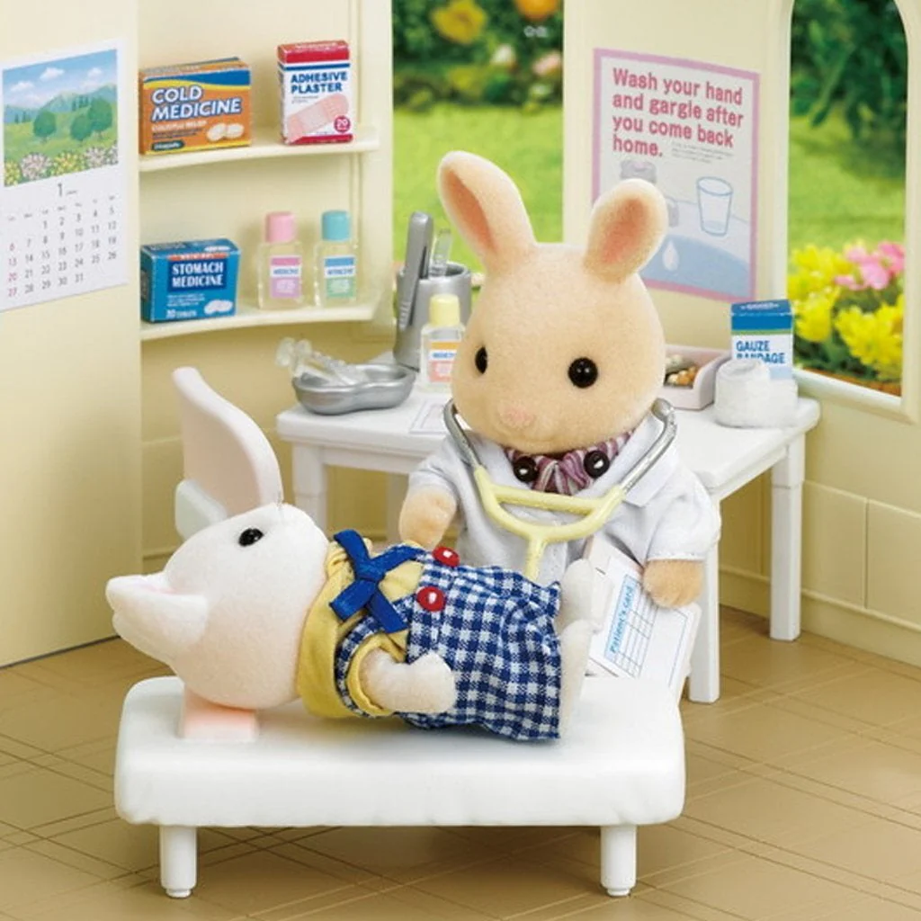 Sylvanian Families Country Doctor - Image 4